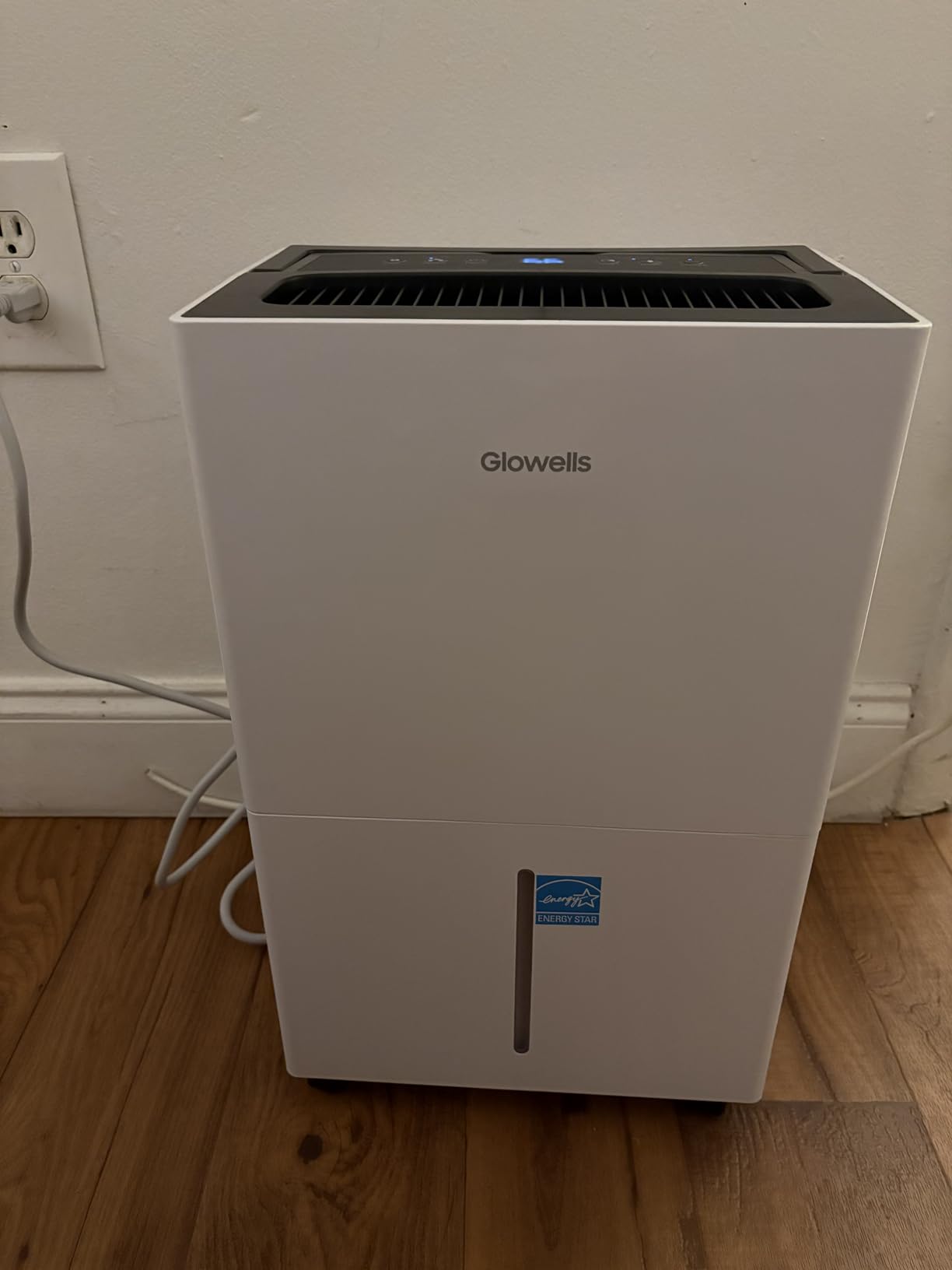 Glowells 4500 Sq.Ft Energy Star Dehumidifier for Basement with Drain Hose, 52 Pints Dehumidifiers for Home, Large Room, RV, Three Modes, Intelligent Humidistat, Quiet Smart Compressor, Auto Defrost customer photo 2
