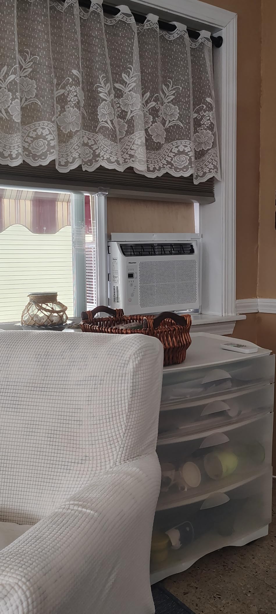 Hisense 6,000 BTU Window Air Conditioner with Remote, 250 Sq. Ft. | Fan, for Bedroom, Living Bedroom Home, up to 250 Sq. Ft. customer photo 2