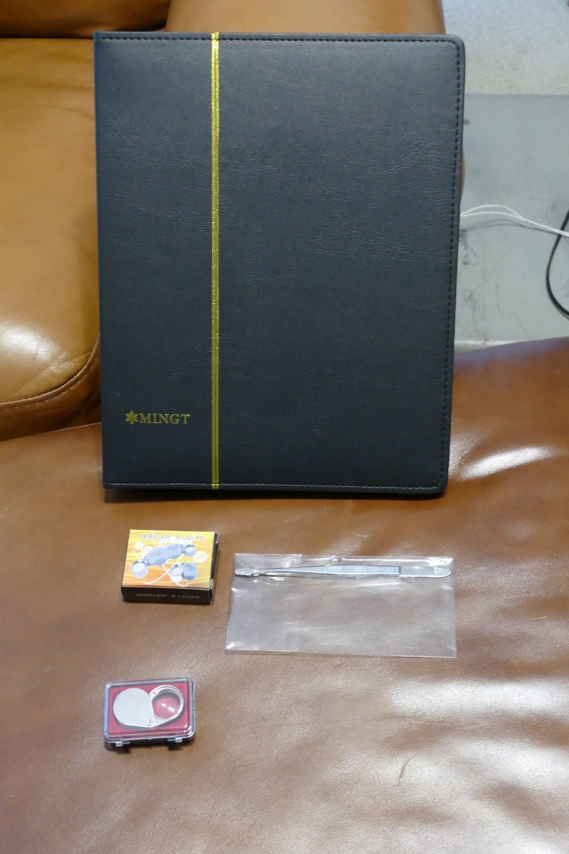 Lewtemi Stamp Collecting Album, 20 Pages, 1/2/3/4 Rows, Brownish Red | 4 Ring Binder with Tweezers Magnifier, For Stamps Banknotes Postage Storage, Collectors Hobbyists, Beginner Friendly Gift customer photo 2