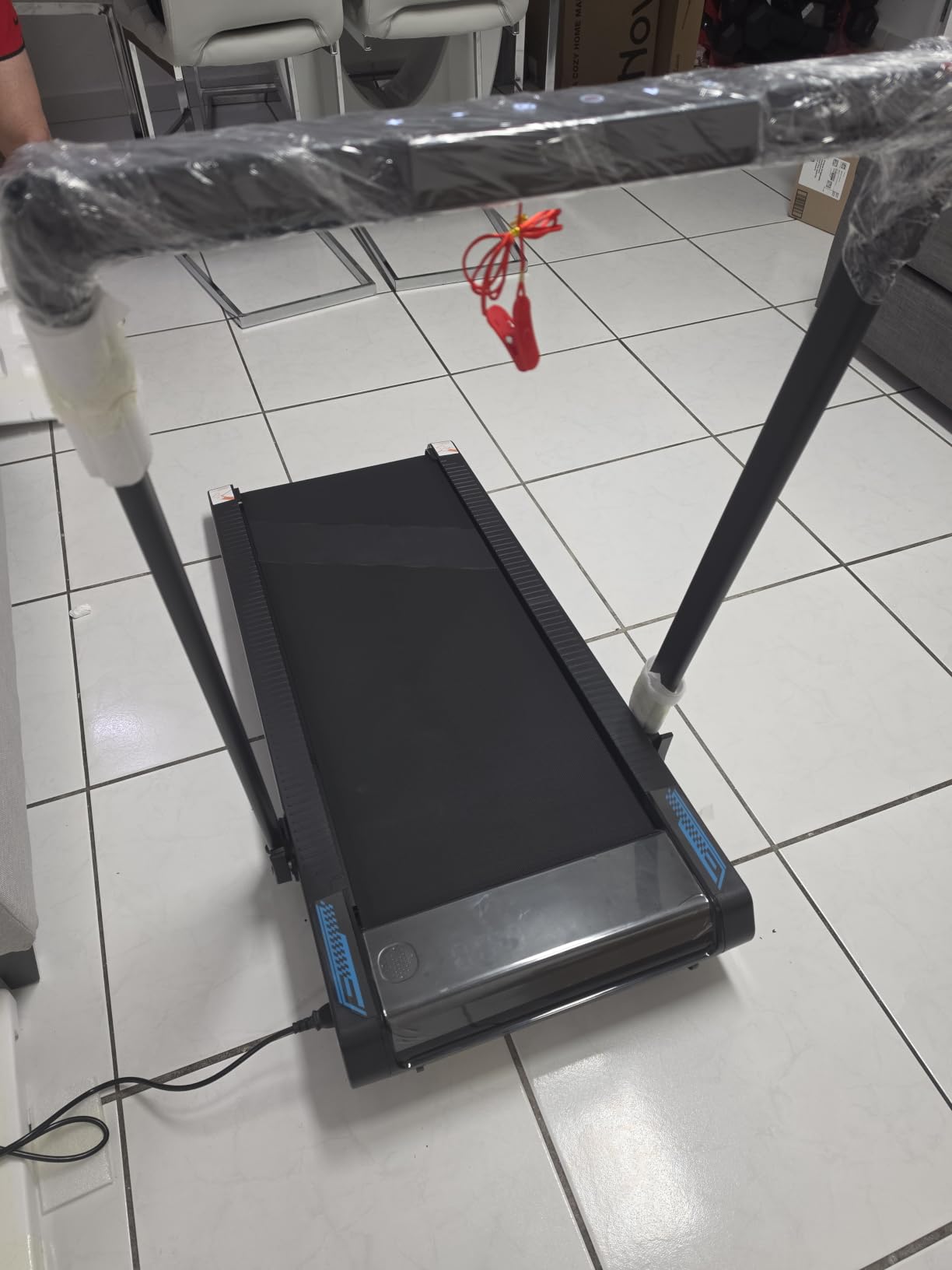 Treadmill with Speaker, 6-in-1 7.5MPH Foldable Treadmill for Home with App Compatible, Walking Pad with 10% Incline, LED Display, 3.0HP Brushless Drive, 350 LB Weight Capacity, 12 HIIT Programs customer photo 1