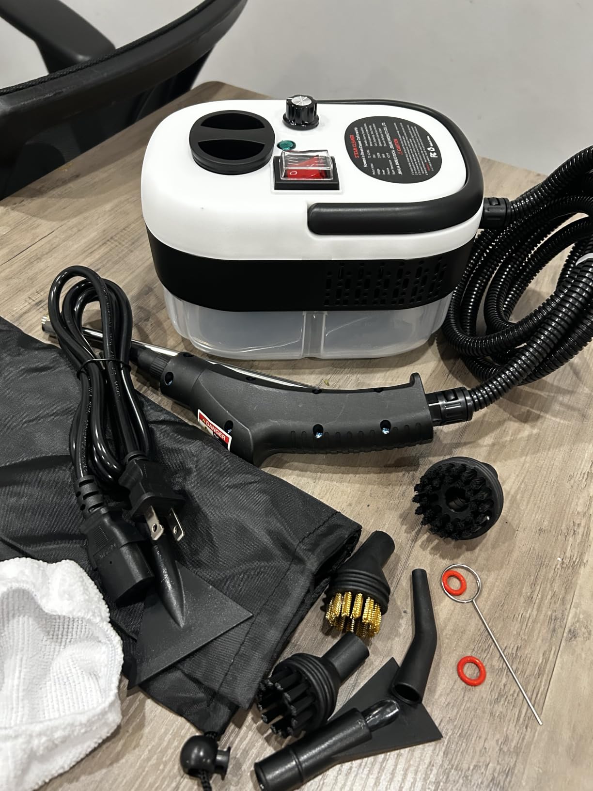 2500W Handheld Steam Cleaner for Home, 6-Level High Pressure Steam Gun, Steam Machine w/40.6oz Tank, Portable Car Steamer for Auto Detailing & Cleaning, Car, Floor, Furniture, Tile Grout, Wall customer photo 1