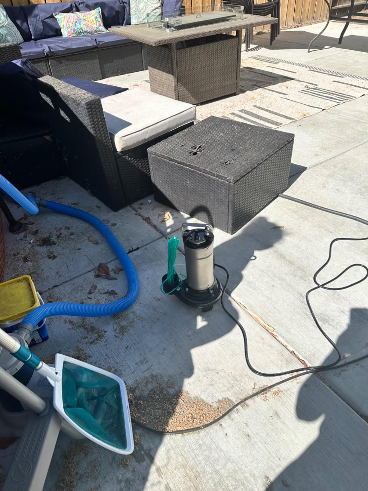 Aquastrong 1HP Sewage Grinder Pump, Stainless Steel, 115V Automatic Float Switch, Cast Iron Impeller, Submersible Effluent/Sewage Pump for Sump Basin, Basement 2'' NPT Discharge, Gray customer photo 2