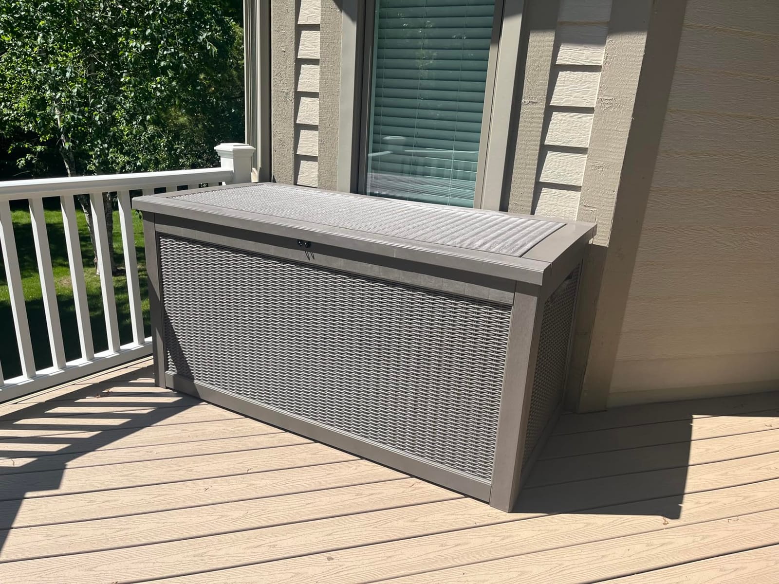 TARKARI 330 Gallon Outdoor Storage Box Waterproof, Resin Deck Boxes with Lockable Lid & UV-Resistant for Patio, Pool, Garden Furniture Cushions & Accessories, Black customer photo 1