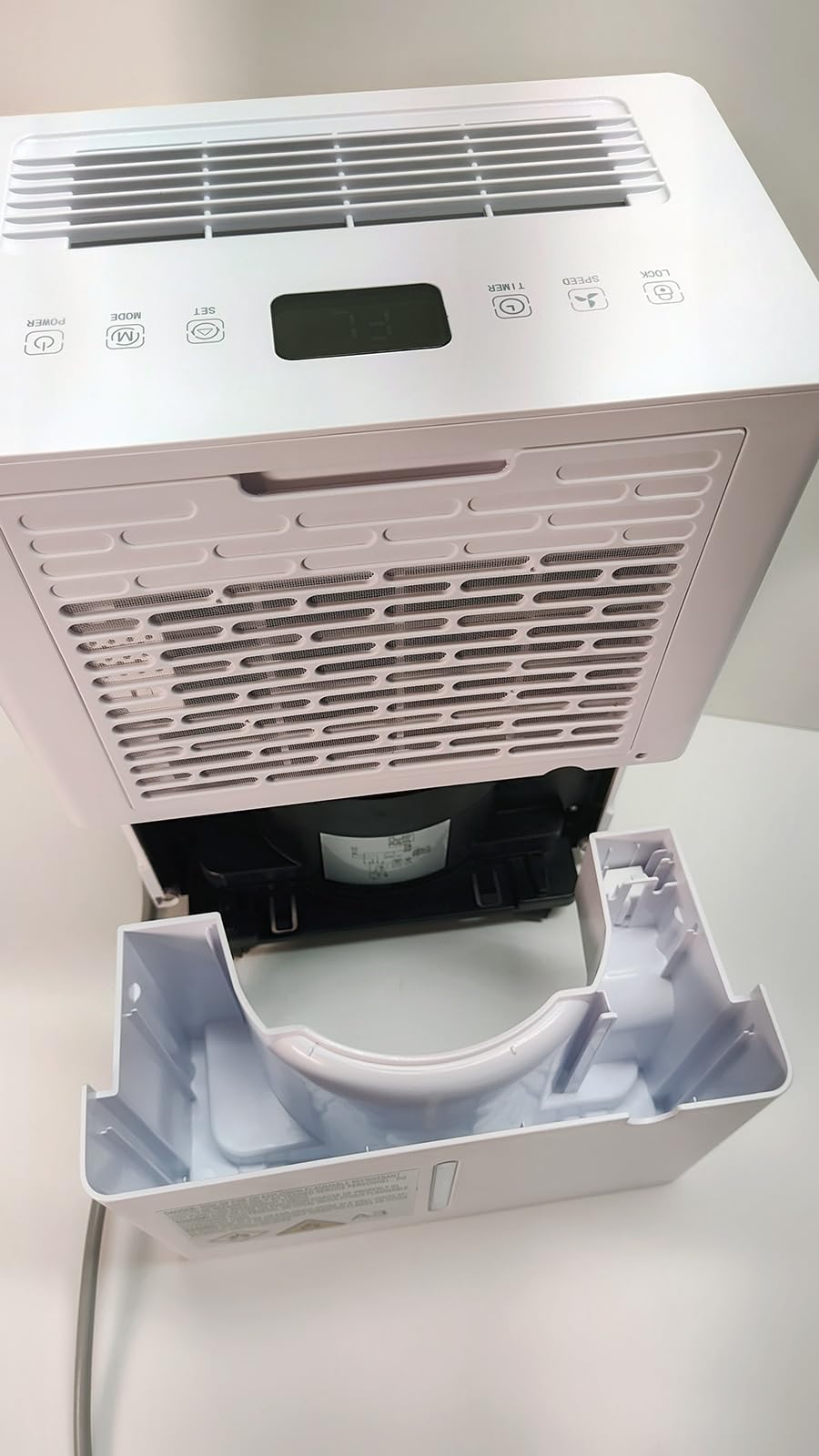 VEAGASO Dehumidifier for Basement, 32 Pints, 2500 Sq.Ft, 38dB Quiet customer photo 1