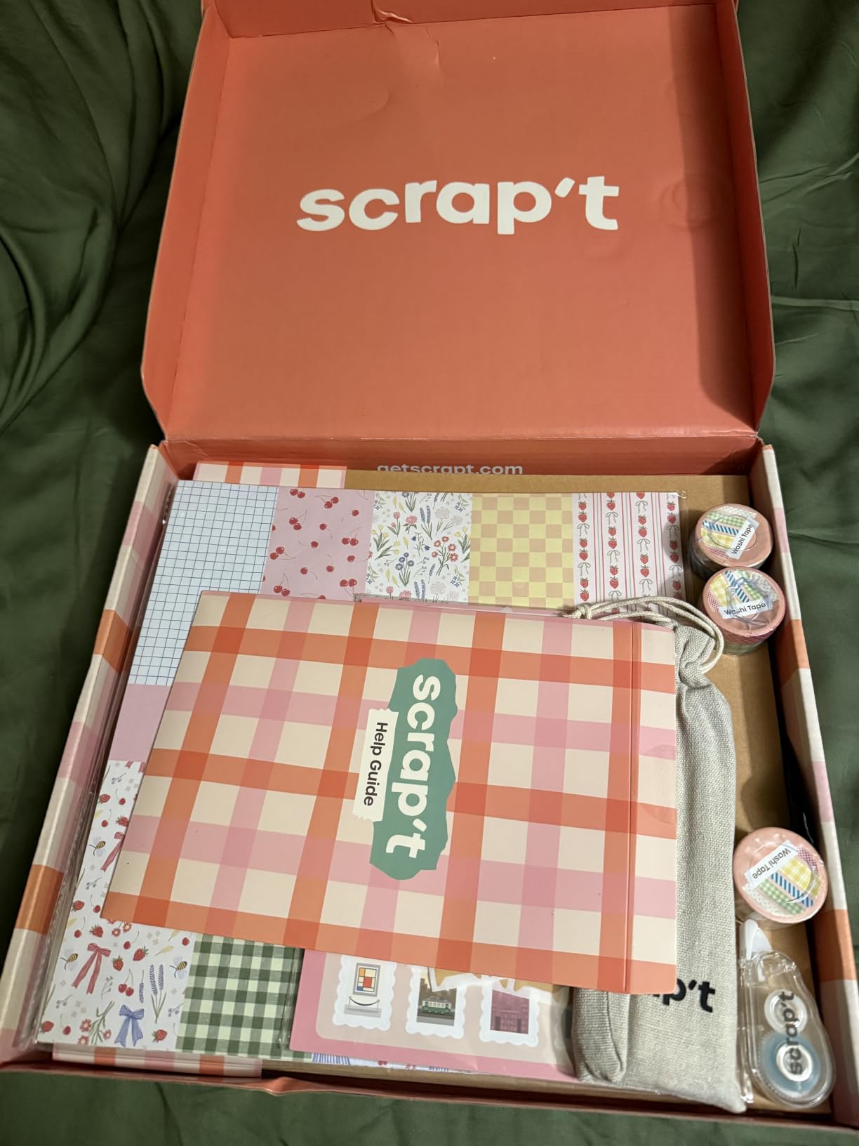 Scrapbook Kit - Large 80 Page Photo Album DIY Scrapbook - Holds 300+ Photos, With Metallic Pens, 200+ Stickers, Glue Pen, Washi Tapes, Backing Paper, Photo Corner Stickers (Starter Kit - 12 x 12 Inch) customer photo 1