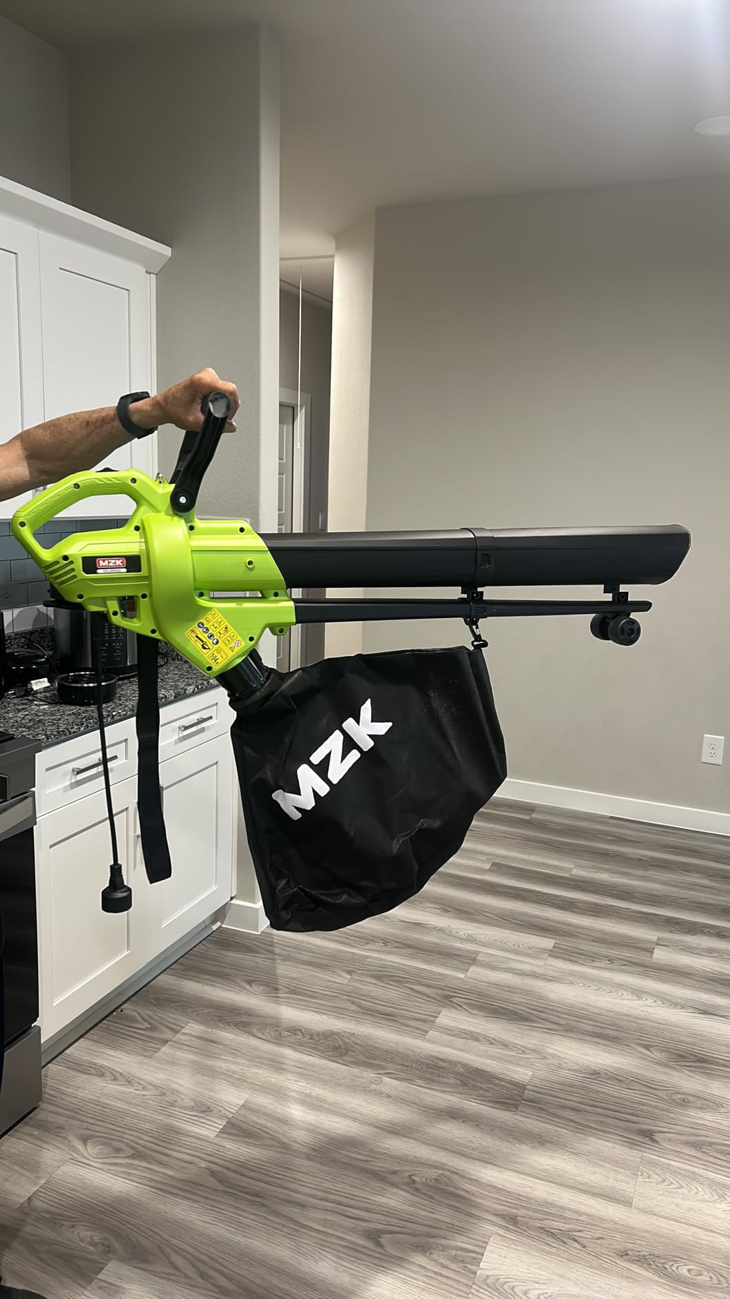 MZK 3-in-1 Electric Leaf Blower Vacuum Mulcher, Corded customer photo 2