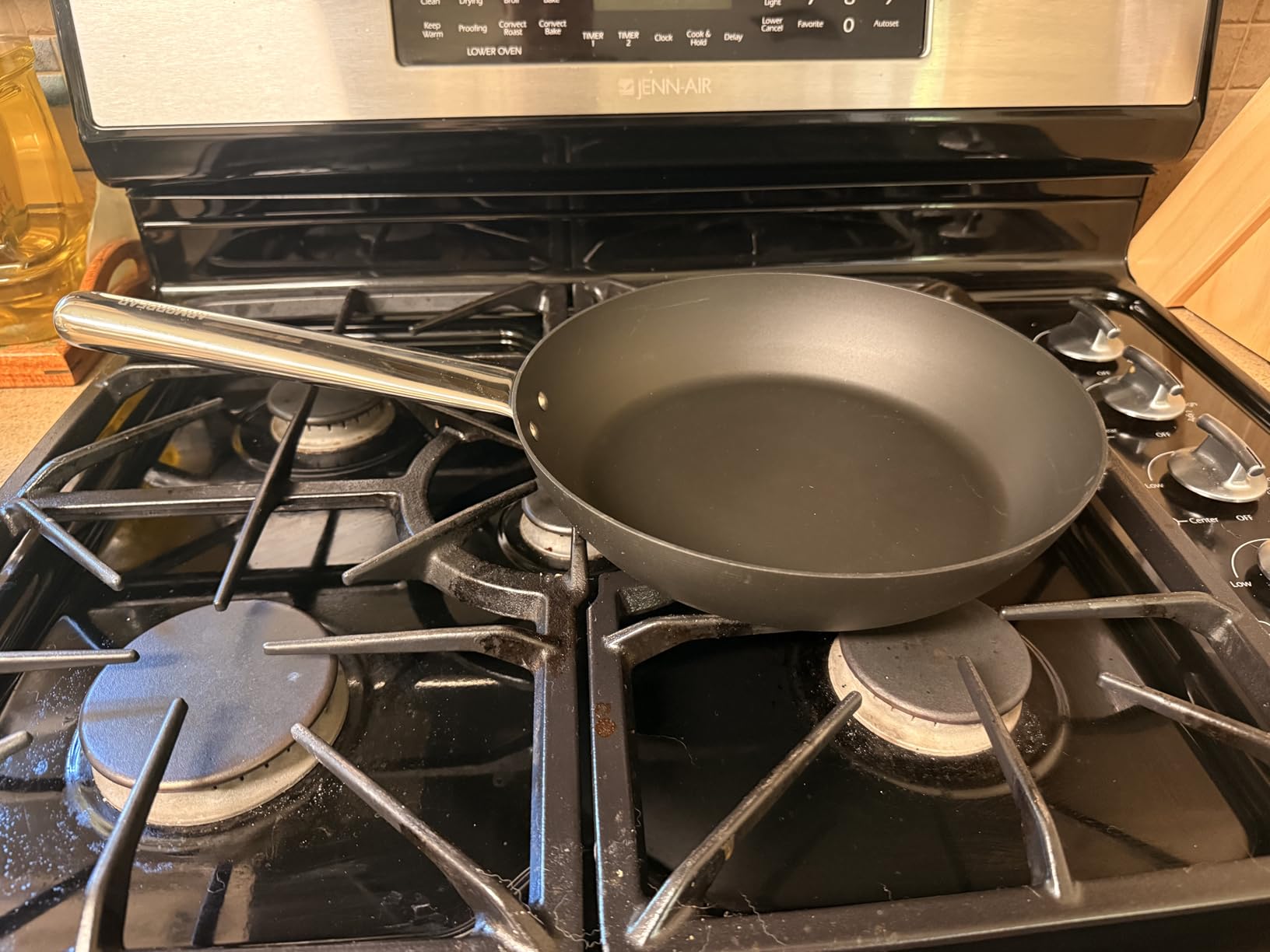 12 Inch Pre-Seasoned Carbon Steel Frying Pan, Nitrided Skillet | 30% Lighter Than Cast Iron, Heat-resistant Wooden Handle, Works on All Stovetops, PFAS and PFOA Free, Ideal for Camping customer photo 2