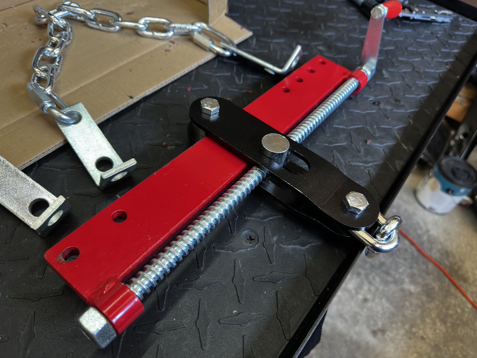 Garvee 2 Ton Engine Hoist, Hydraulic Cherry Picker Engine Crane, Red | Heavy Duty, Folding Shop Crane, 6 Casters, Engine Lift for Garage, Workshop customer photo 2
