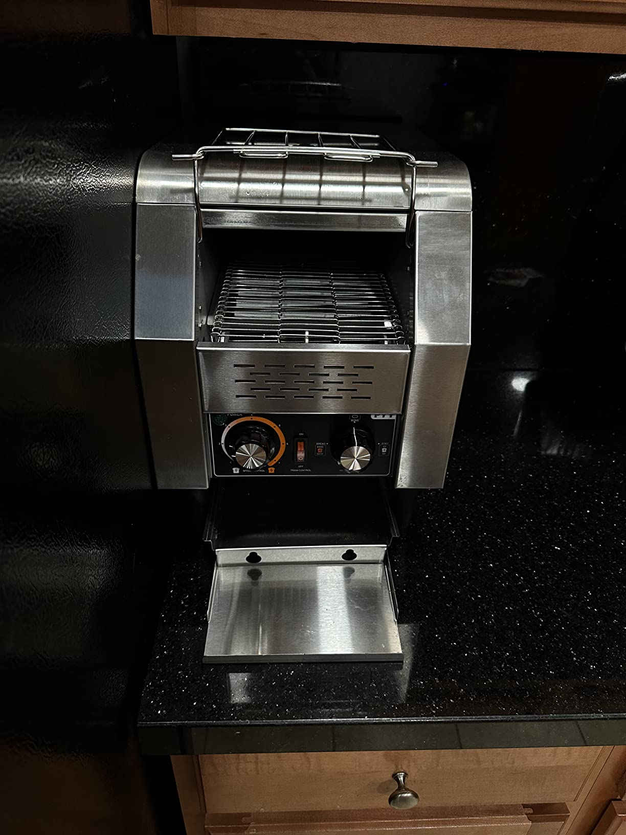 PYY Commercial Conveyor Toaster 450pcs/h - Commercial Toaster for Toast, Bun, Bagel, Bread, Heavy Duty Stainless Steel Toaster Oven for Restaurant, Bakery, Buffet Use customer photo 1