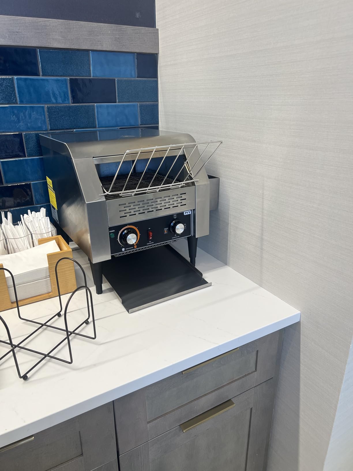 PYY Commercial Conveyor Toaster 450pcs/h - Commercial Toaster for Toast, Bun, Bagel, Bread, Heavy Duty Stainless Steel Toaster Oven for Restaurant, Bakery, Buffet Use customer photo 2