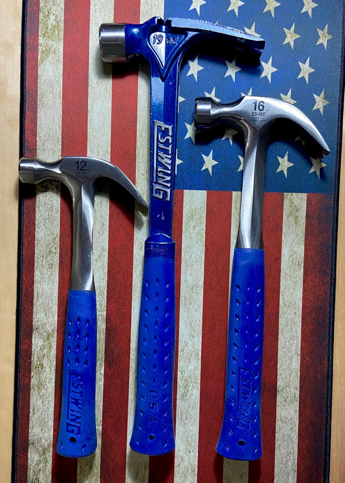 ESTWING Curved Claw Hammer, 16 oz Smooth Face, Shock Reduction Grip, E3-16C customer photo 2