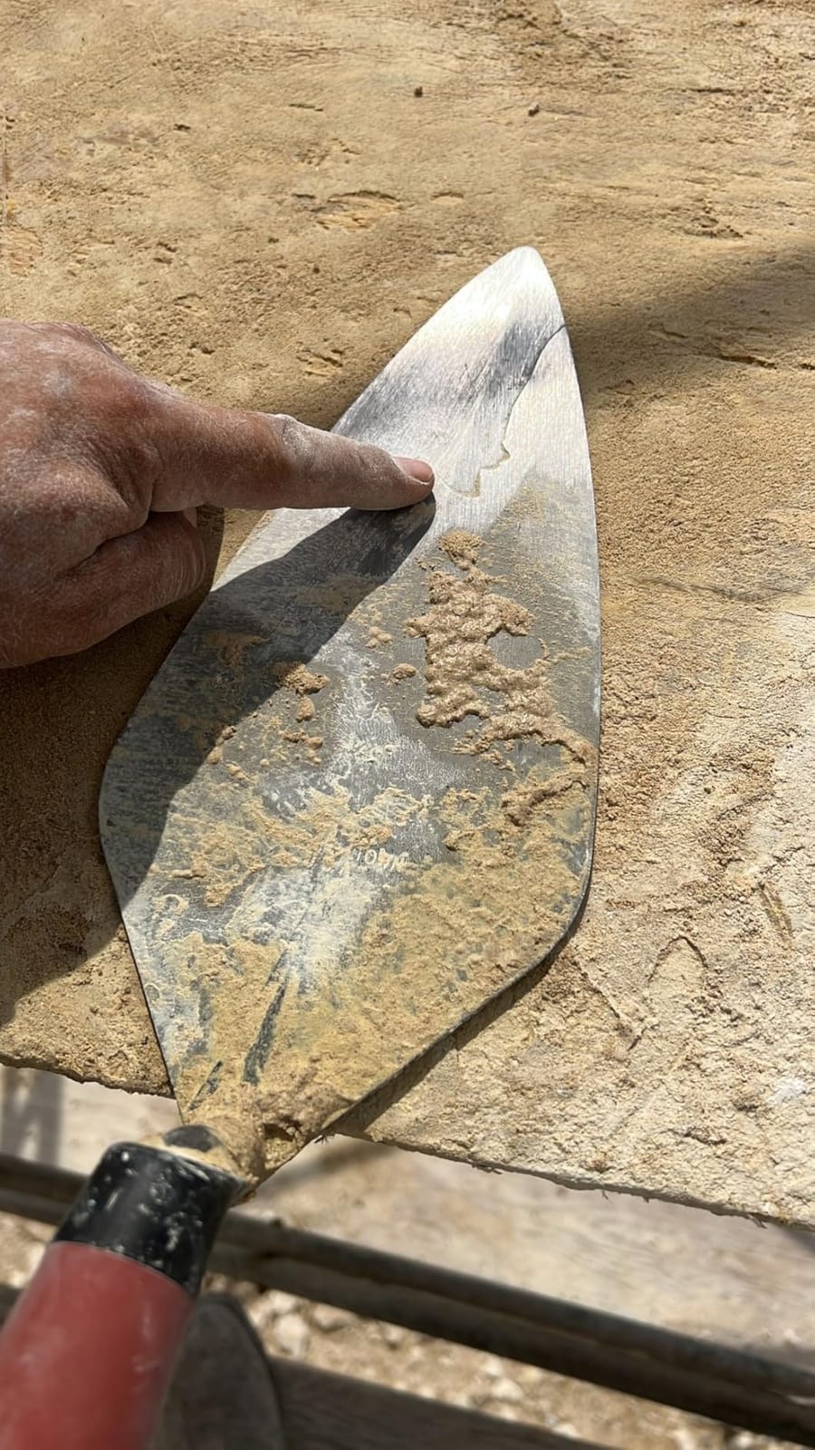 MARSHALLTOWN London Brick Trowel, 12 x 5 1/8 Inch, Assembled in the USA customer photo 1