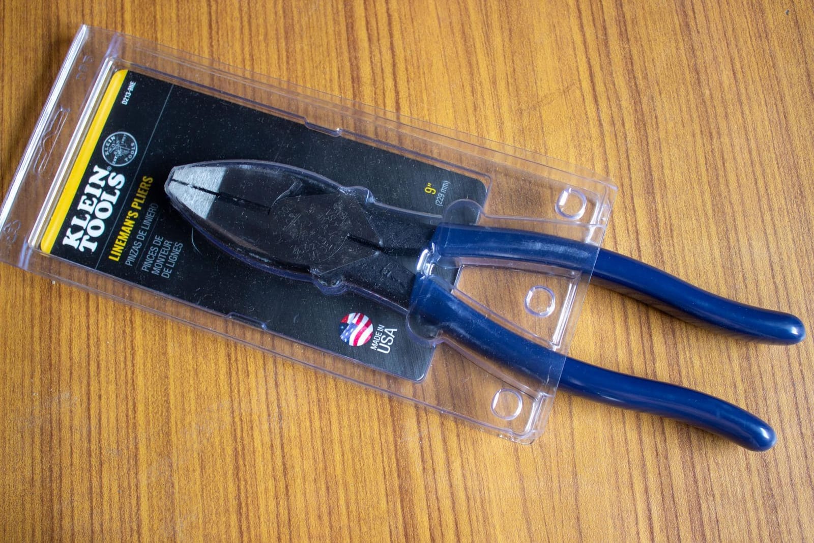 Klein Tools D213-9NE High Leverage Side Cutting Pliers, 9-Inch customer photo 1