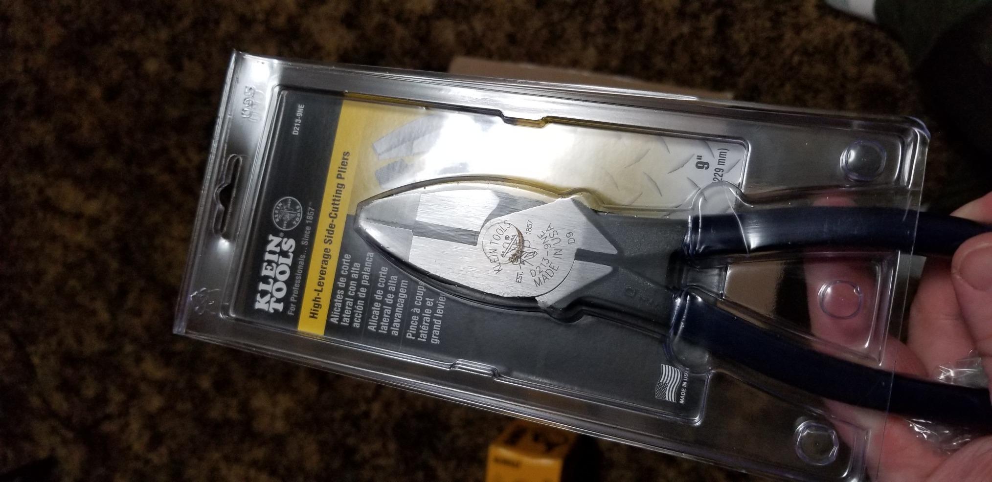 Klein Tools D213-9NE High Leverage Side Cutting Pliers, 9-Inch customer photo 2