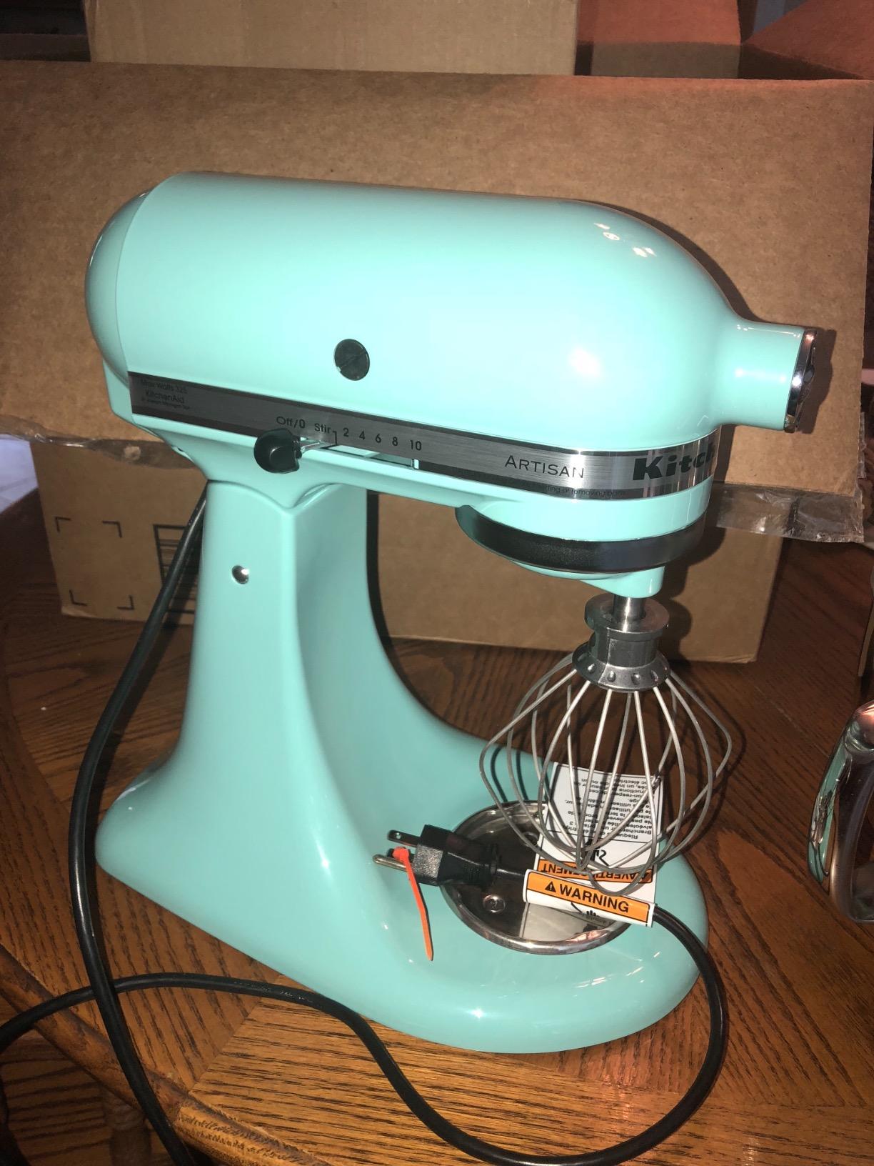 KitchenAid Artisan, 5-Qt Tilt Head Stand Mixer, KSM150PS, Cast Iron Black customer photo 2