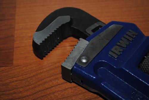 IRWIN VISE-GRIP Pipe Wrench, Cast Iron, SAE, 3-Inch Jaw, 24-Inch Length (274104), Blue customer photo 1