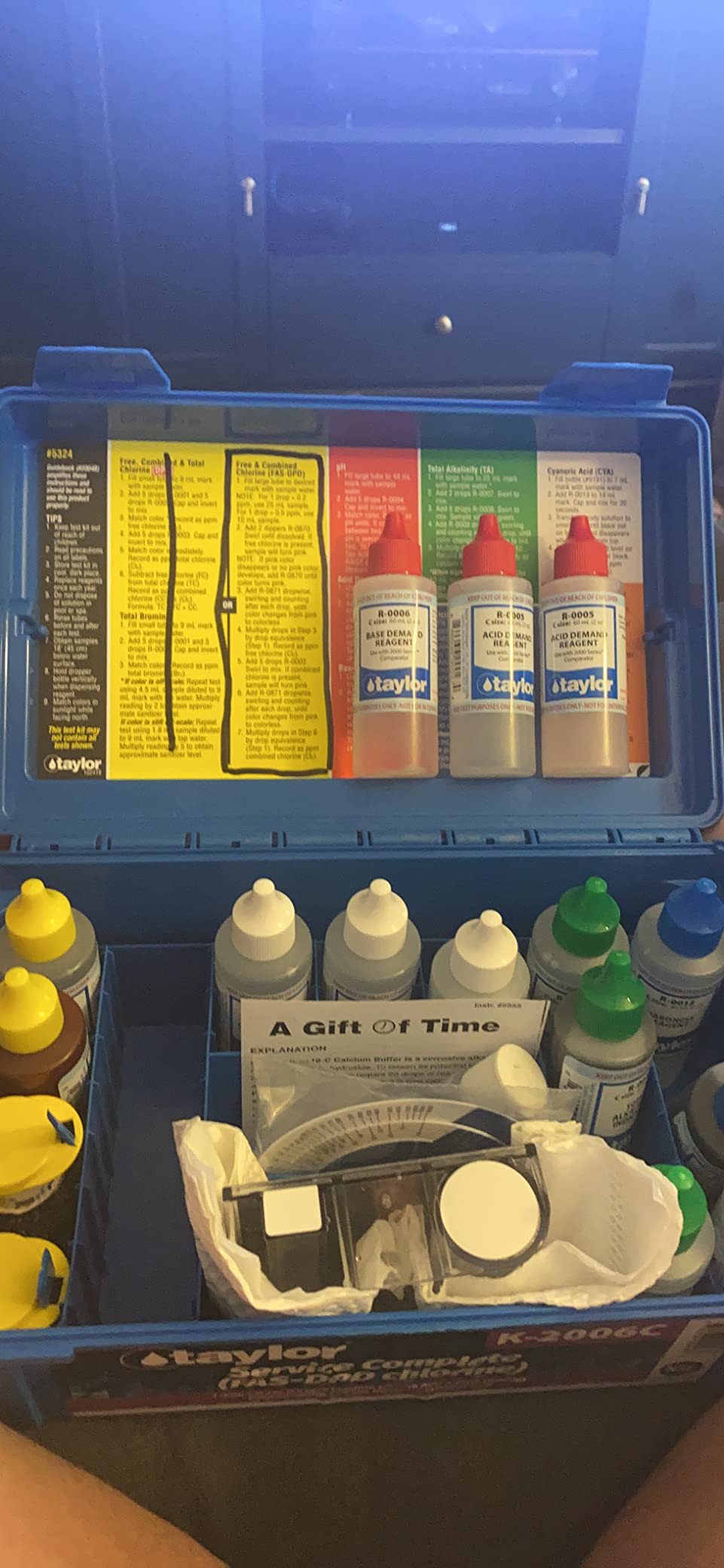 Taylor Service Complete Pool Water Test Kit K-2006C customer photo 2