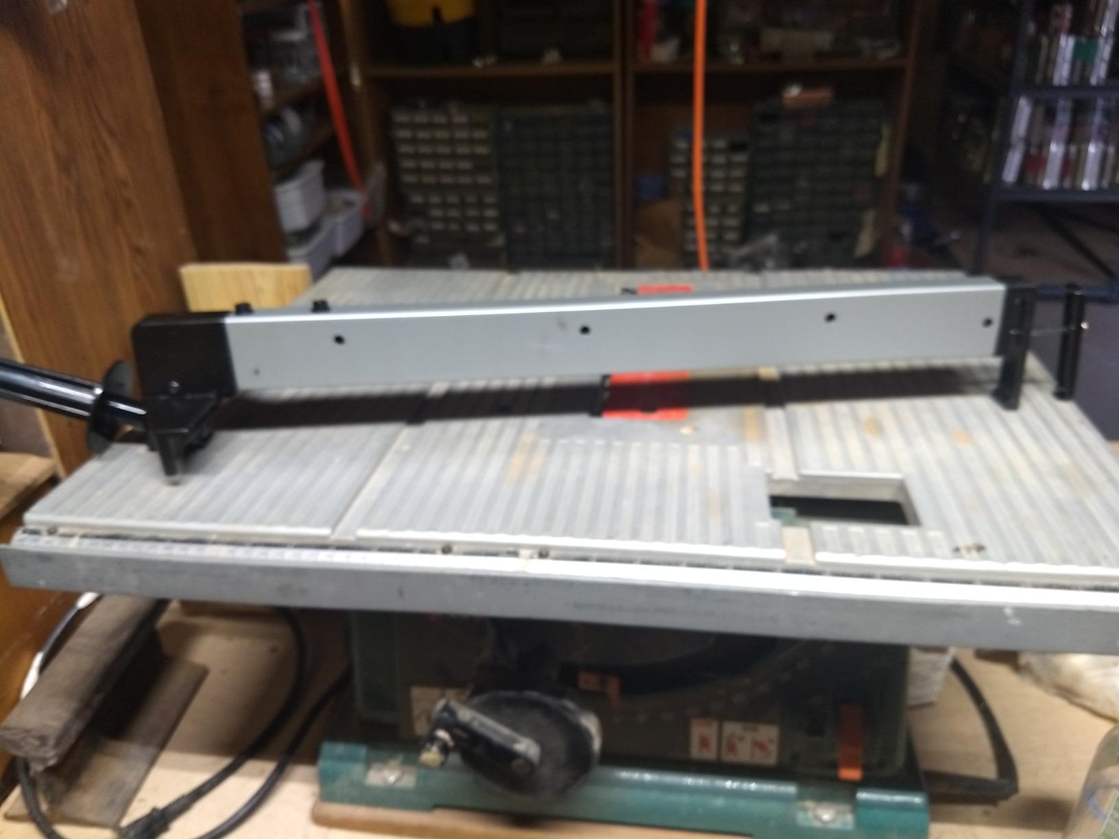 Makita 122556-4 Rip Fence, 2702, 2703. customer photo 2