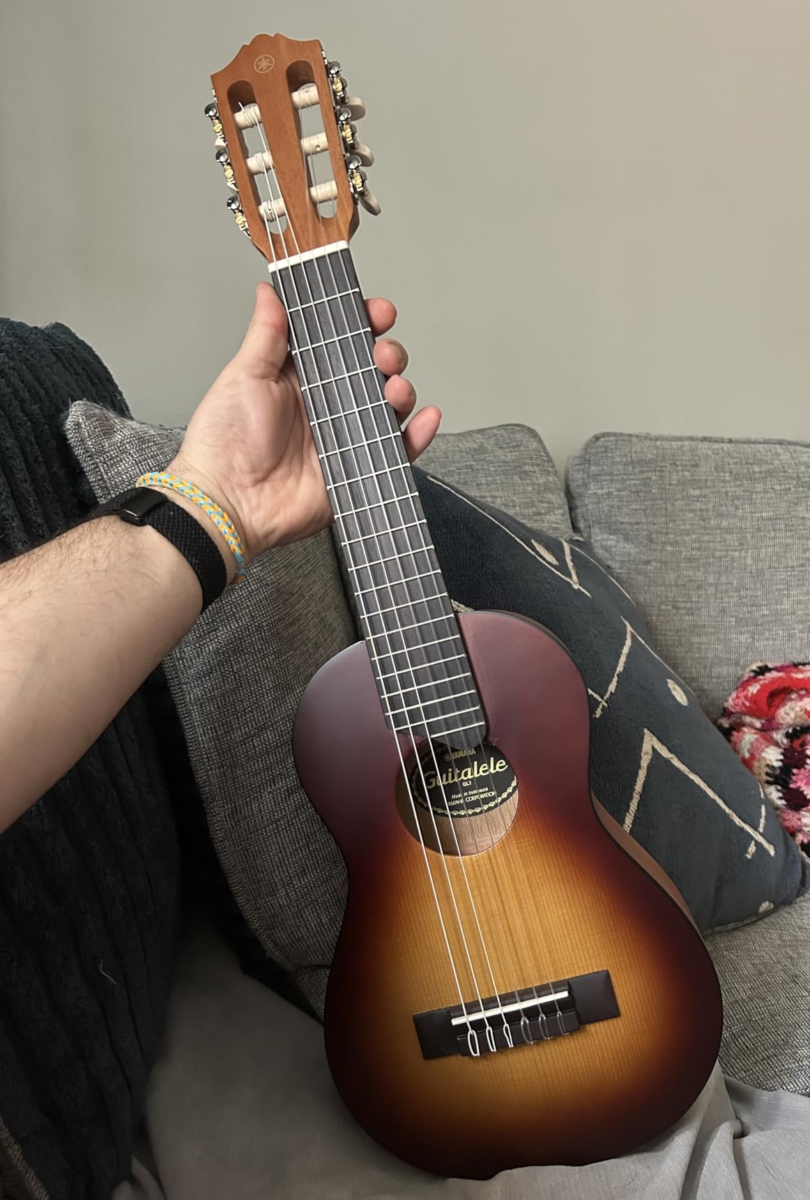 Yamaha GL1 Guitalele, Natural, Baritone customer photo 1