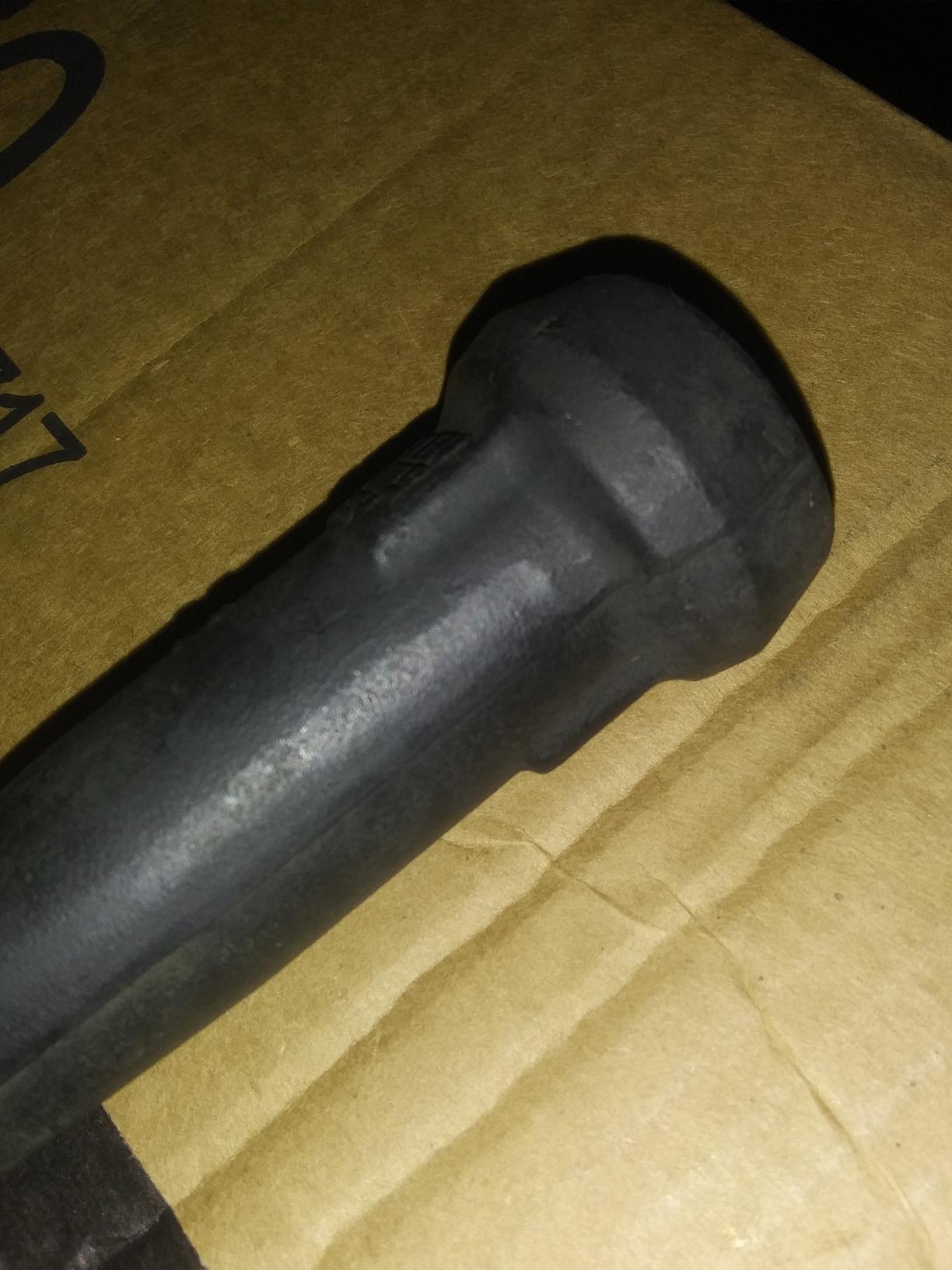 Klein Tools 3256 Broad-Head Bull Pin Made of Forged, Made in USA, Heat-Treaded Steel with Black Finish, 1-1/16-Inch customer photo 2