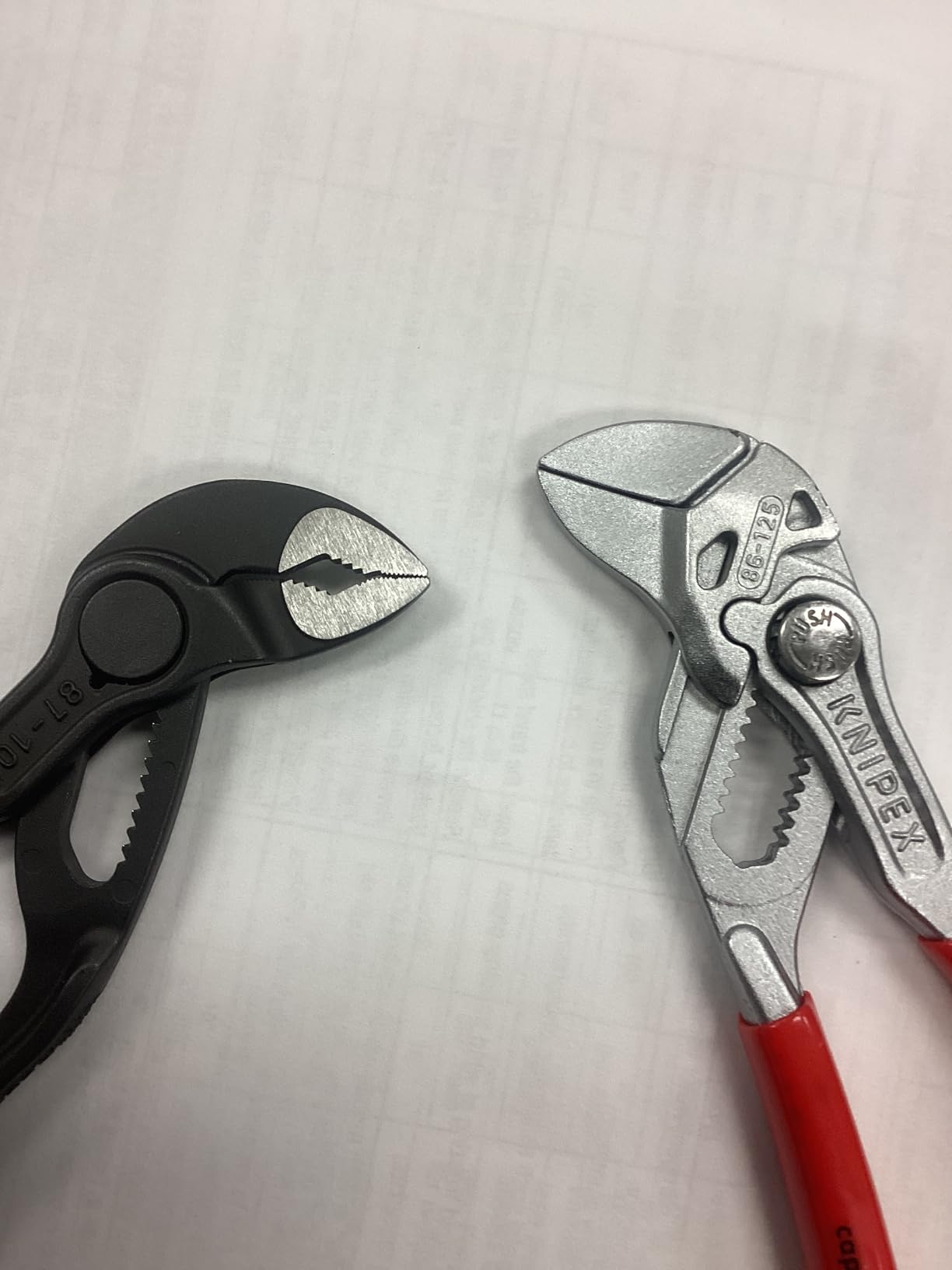 KNIPEX 87 01 250, 10 in. Cobra® Water Pump Pliers, Capacity 2 in. customer photo 1