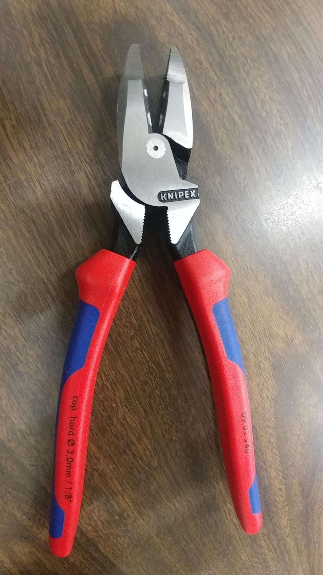 KNIPEX Tools - High Leverage Lineman's, New England Head, Multi-Component (0902240SBA), 9 inches customer photo 1