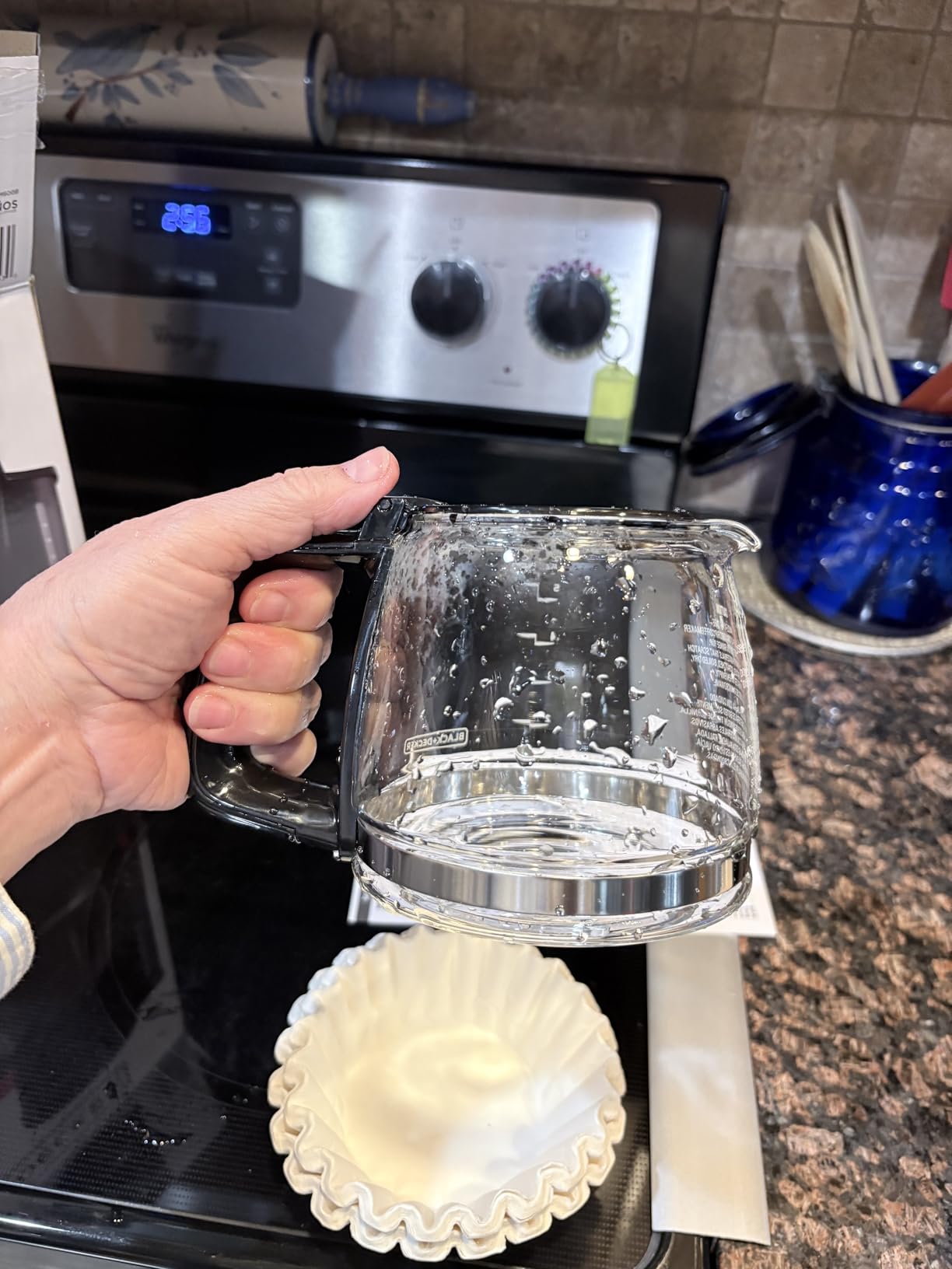 BLACK+DECKER Single-Serve Coffee Maker with 50oz Reservoir customer photo 1