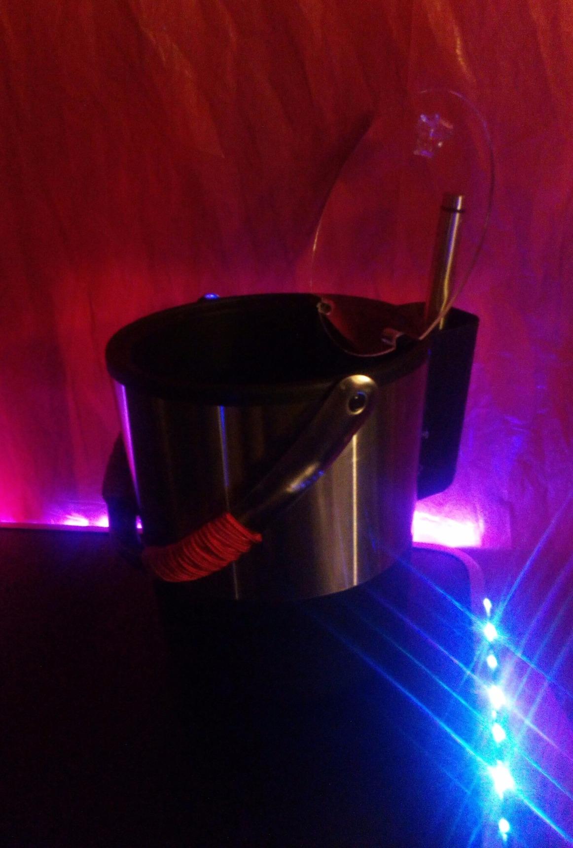 Oggi Insulated Ice Bucket, 4 Quart / 3.8 L, Stainless Steel, Black. customer photo 1