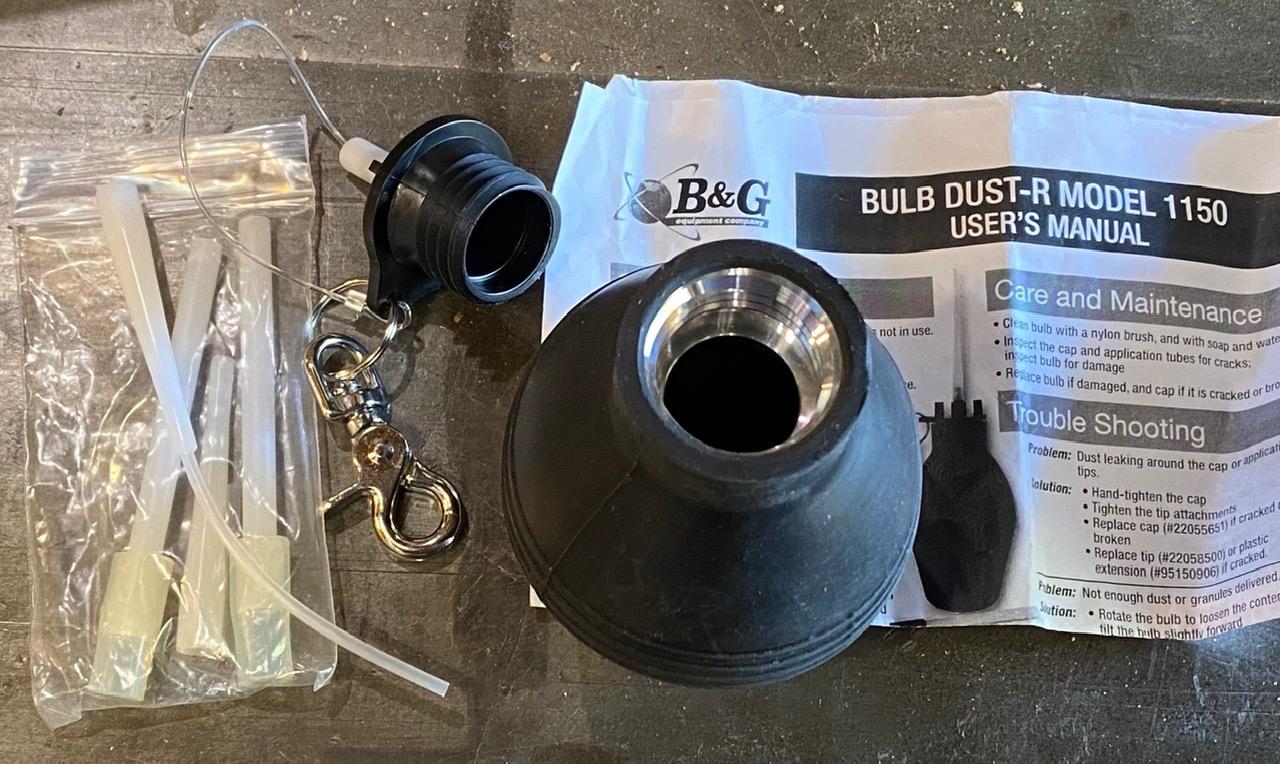 B&G Bulb Dust-R Model M1150 Hand Duster and Tip Kit Combo - to Apply Delta, Pyganic Drione, Diatamaceous Earth and Other Dust as Well as Granule Bait customer photo 1