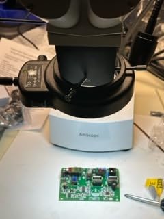 AmScope SE400 Series Compact Fixed-Lens Boom-Arm Stereo Microscope 10X-20X Magnification with Gooseneck LED Light customer photo 1