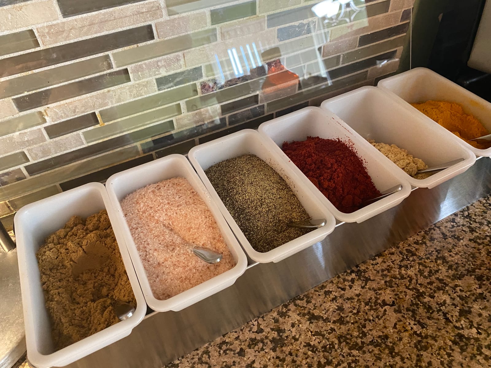 New Star Foodservice 48032 Stainless Steel Condiment Dispenser with 5 Compartments (No Ice Tray) customer photo 1