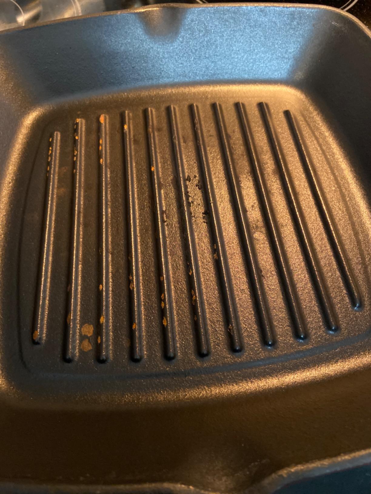 Tramontina Bestow Enameled Cast Iron 11-Inch Grill Pan with Press, Blue customer photo 1