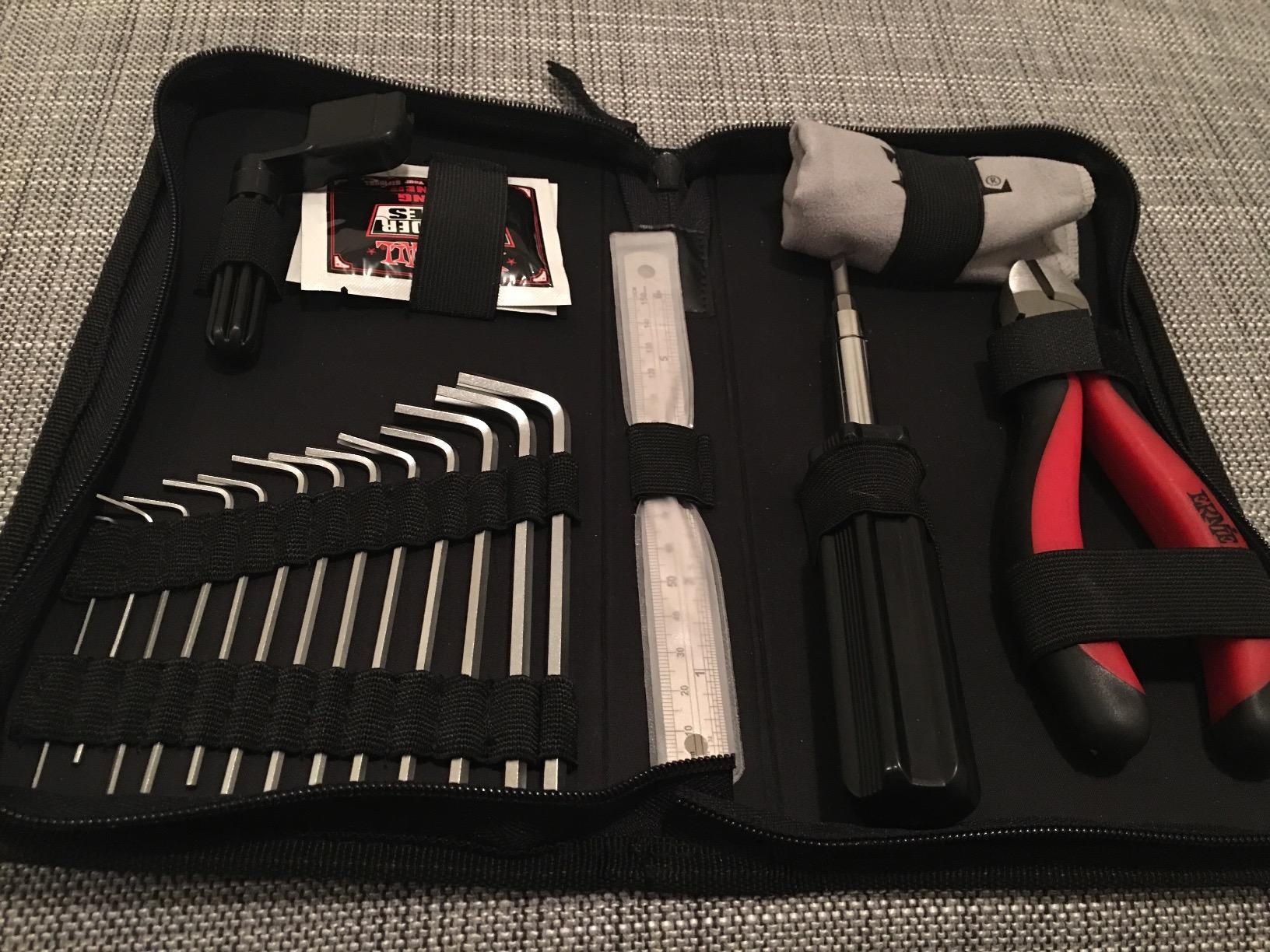 Ernie Ball Musician's Tool Kit (P04114) Black customer photo 2