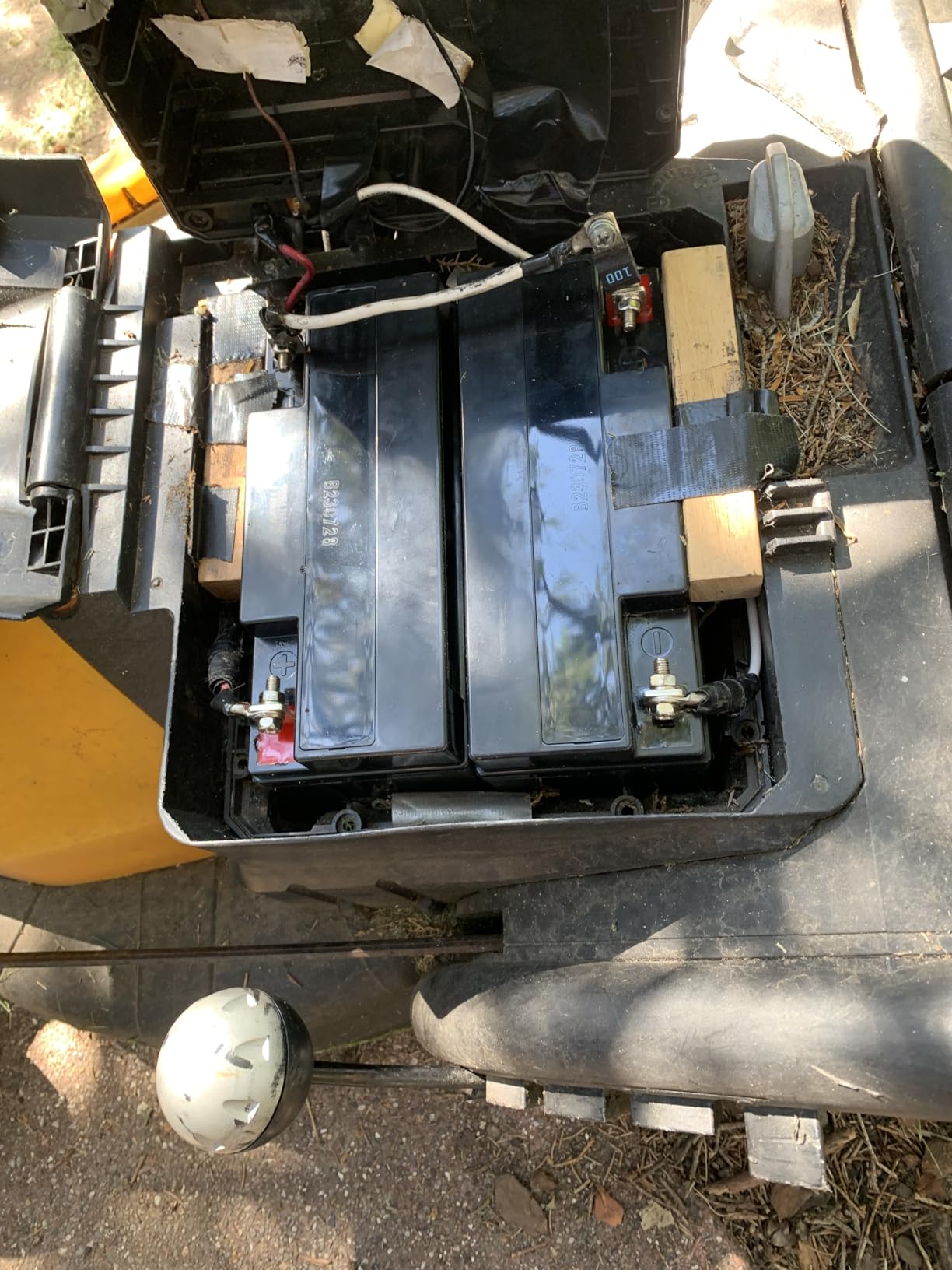 ExpertPower EXP12200 12V 20Ah - SLA Rechargeable 12V Battery for Ride on Toys, UPS, Lawn Mower, Generator, Medical Devices, Wheelchair, Mobility Scooter Battery Replacement 12 Volt AGM customer photo 2
