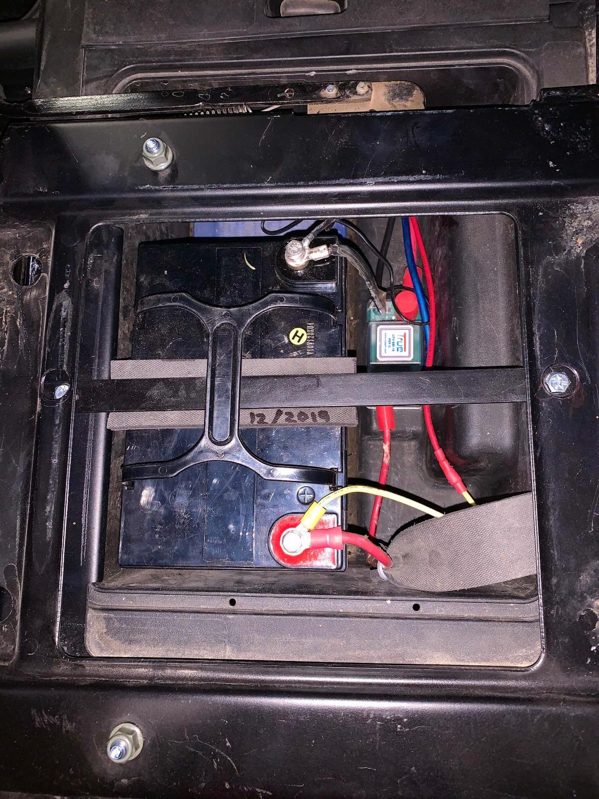 ExpertPower EXP33-12V 33Ah SLA AGM Battery for Solar Energy Storage, UPS, Trailer, Security System, Mobility Scooter, Small Marine Battery Backup, Rechargeable 12V Batteries Lead Acid, M6 customer photo 1
