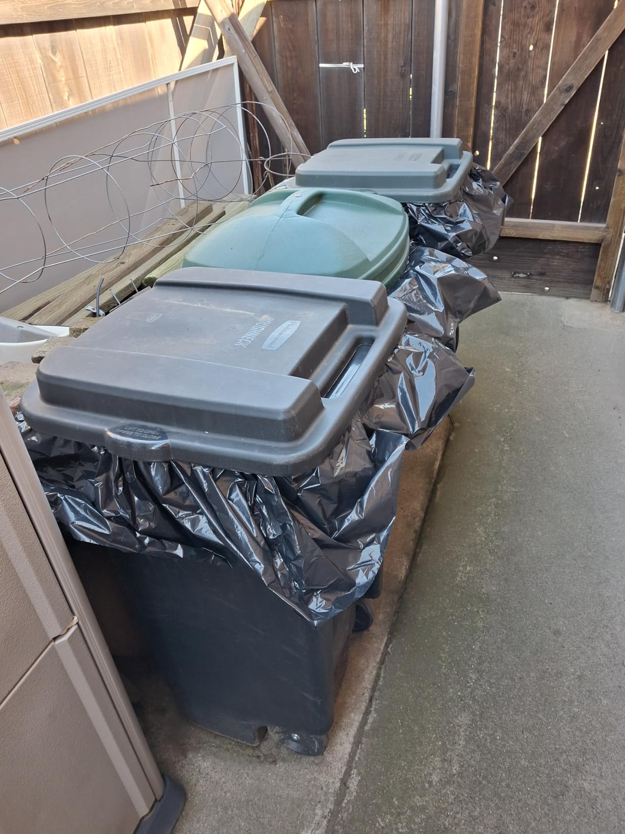 Plasticplace Contractor Trash Bags 55-60 Gallon │ 3.0 Mil │ Black Heavy Duty Garbage Bag │ 38” x 58” (32 Count) customer photo 2