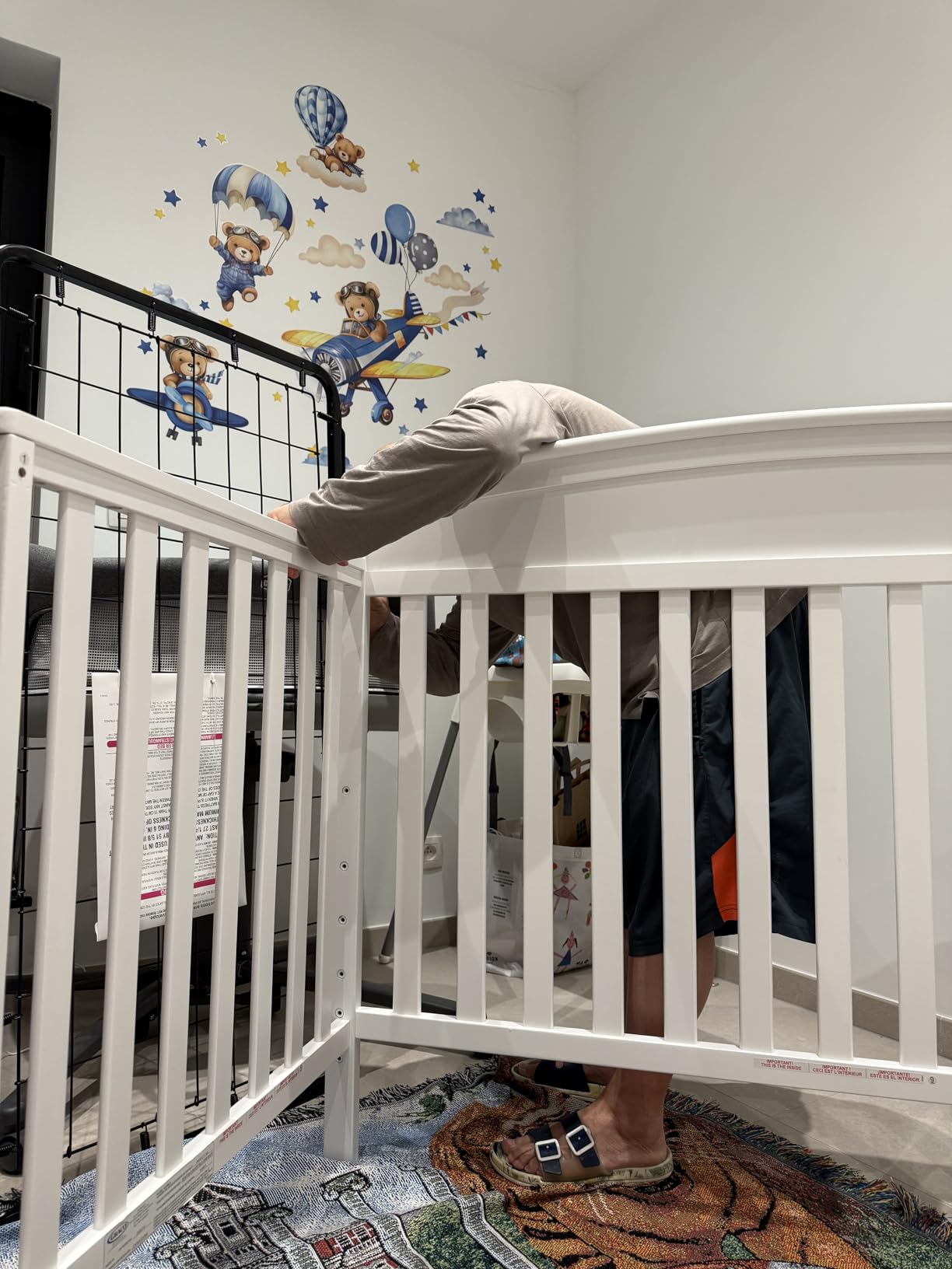 Graco Benton 5-in-1 Convertible Crib, Pebble Gray customer photo 2