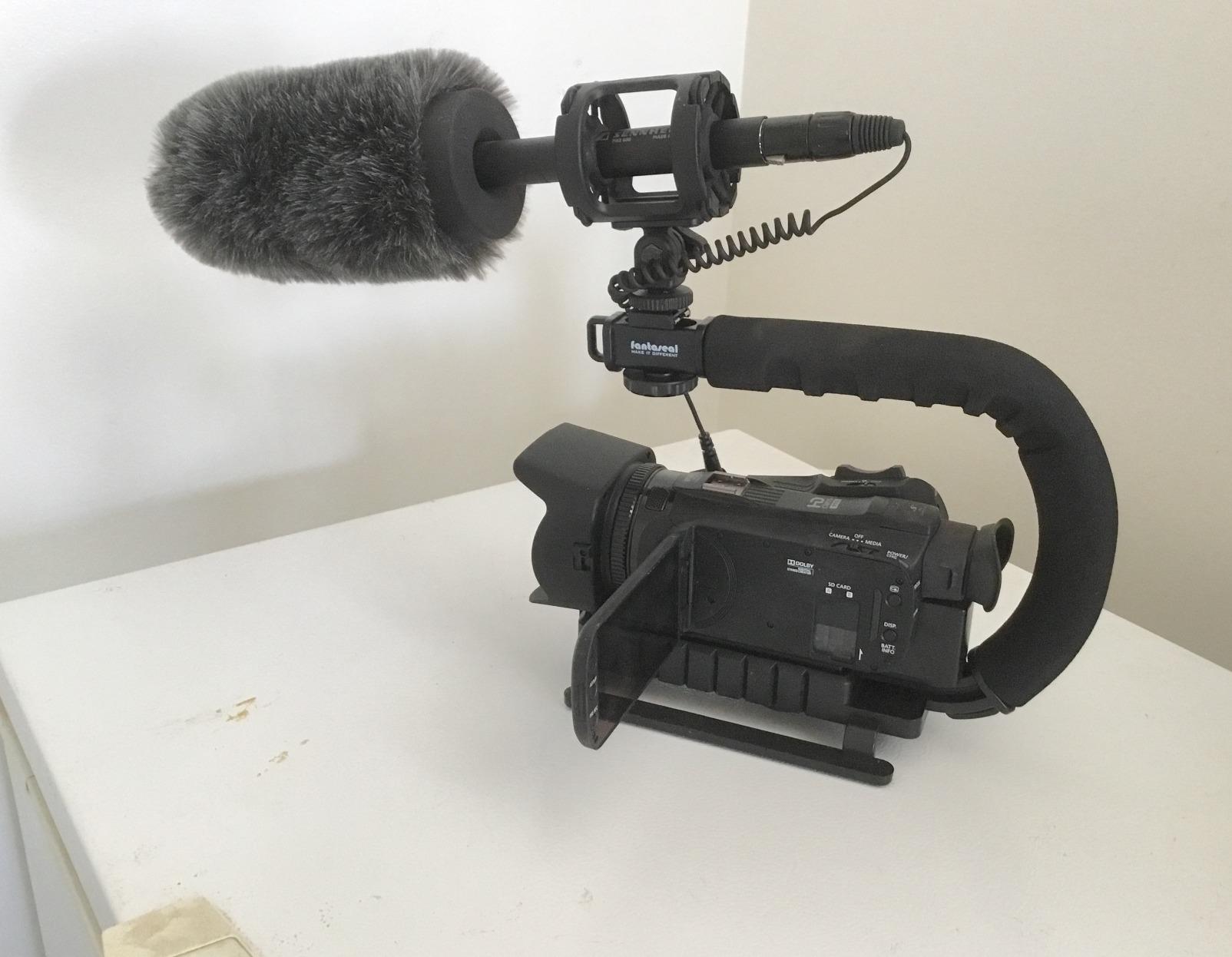 Sennheiser MKE 600 Shotgun Microphone with Auray Universal Shock Mount and Windshield, XLR customer photo 2