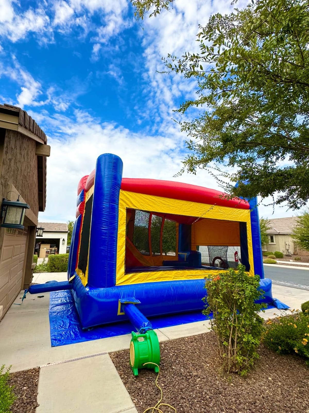 B-Air Kodiak 1.5 HP ETL Air Blower | Powerful Bounce House Blower Fan for Large Inflatable Bounce House, Bouncy Castle and Slides , Green customer photo 1