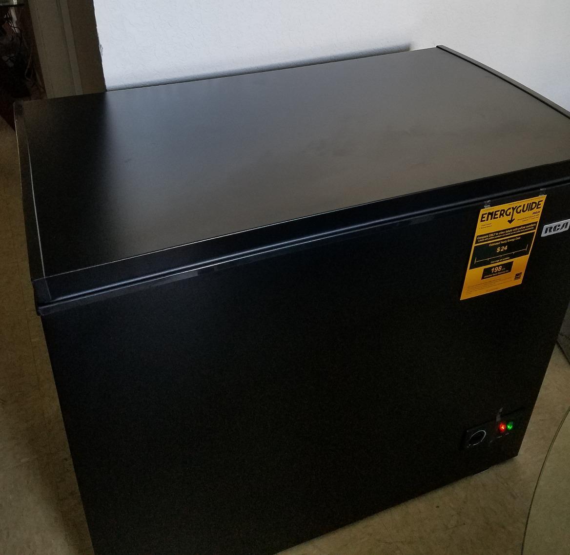 Arctic Chef, 7 Cu. Ft. Convertible Chest Freezer, Garage Ready Freezer or Refrigerator, Manual Defrost Chest Freezer with External Temperature Control, Removable Basket, Defrost Drain, Power Indicator customer photo 1
