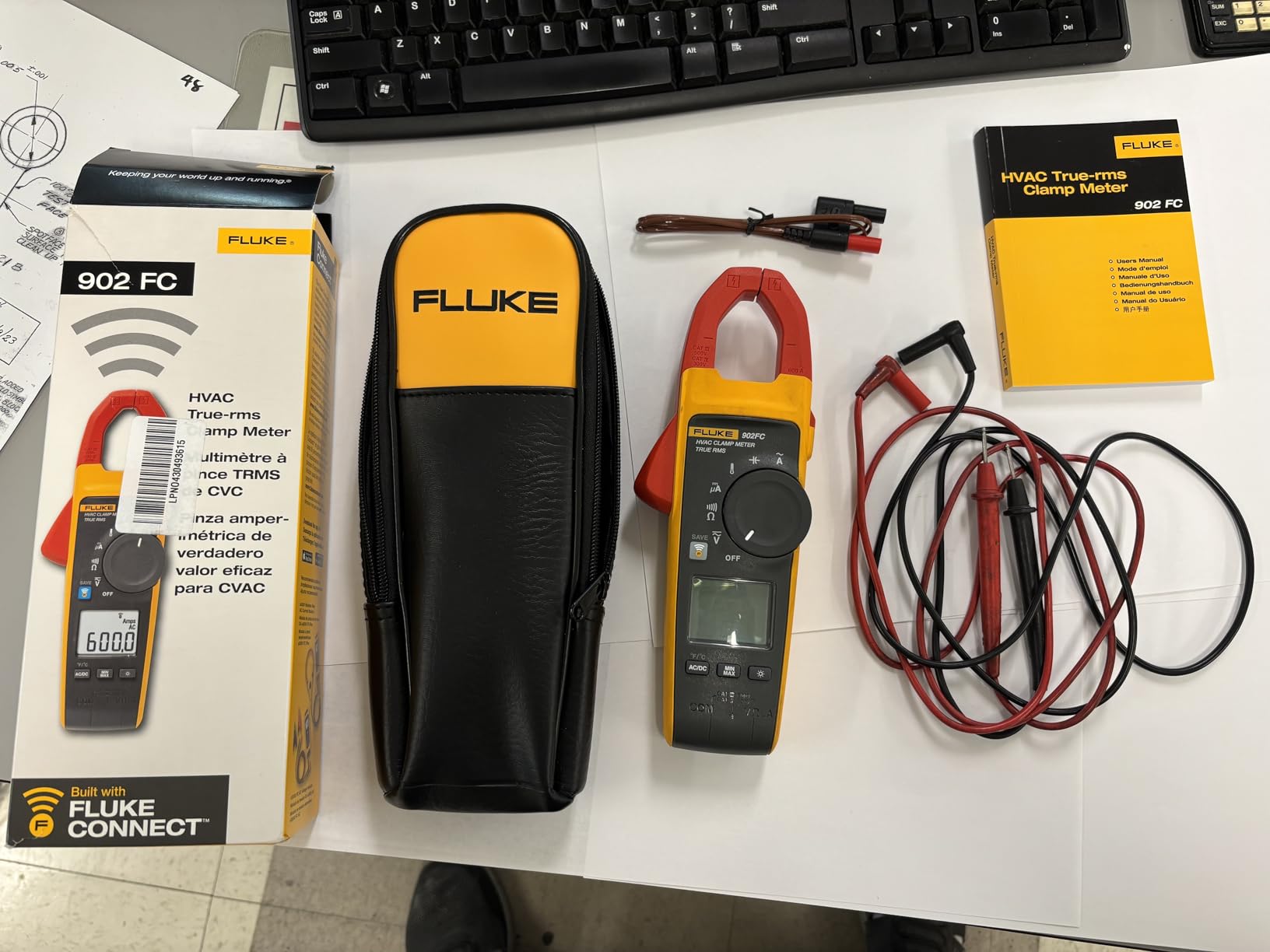 Fluke 902 FC HVAC True-RMS Clamp Meter customer photo 2