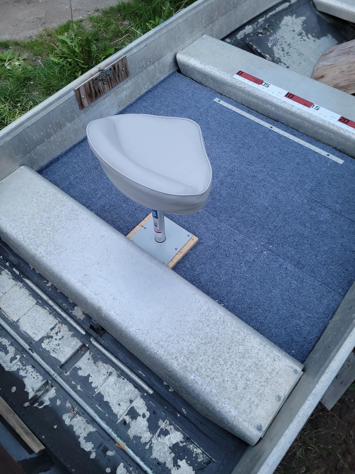 Attwood Casting Fishing Boat Seat - Gray Marine UV Vinyl customer photo 1