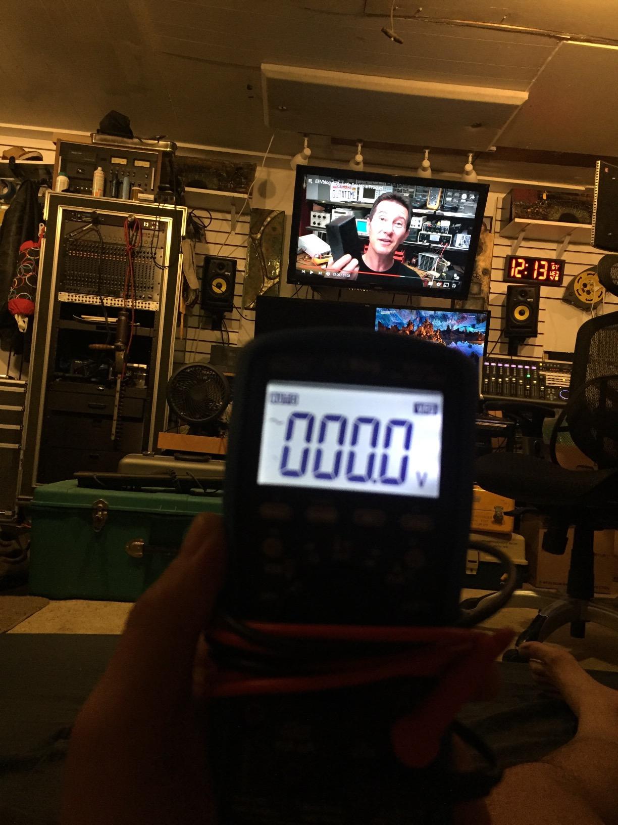 EEVblog Brymen BM235 Multimeter customer photo 1