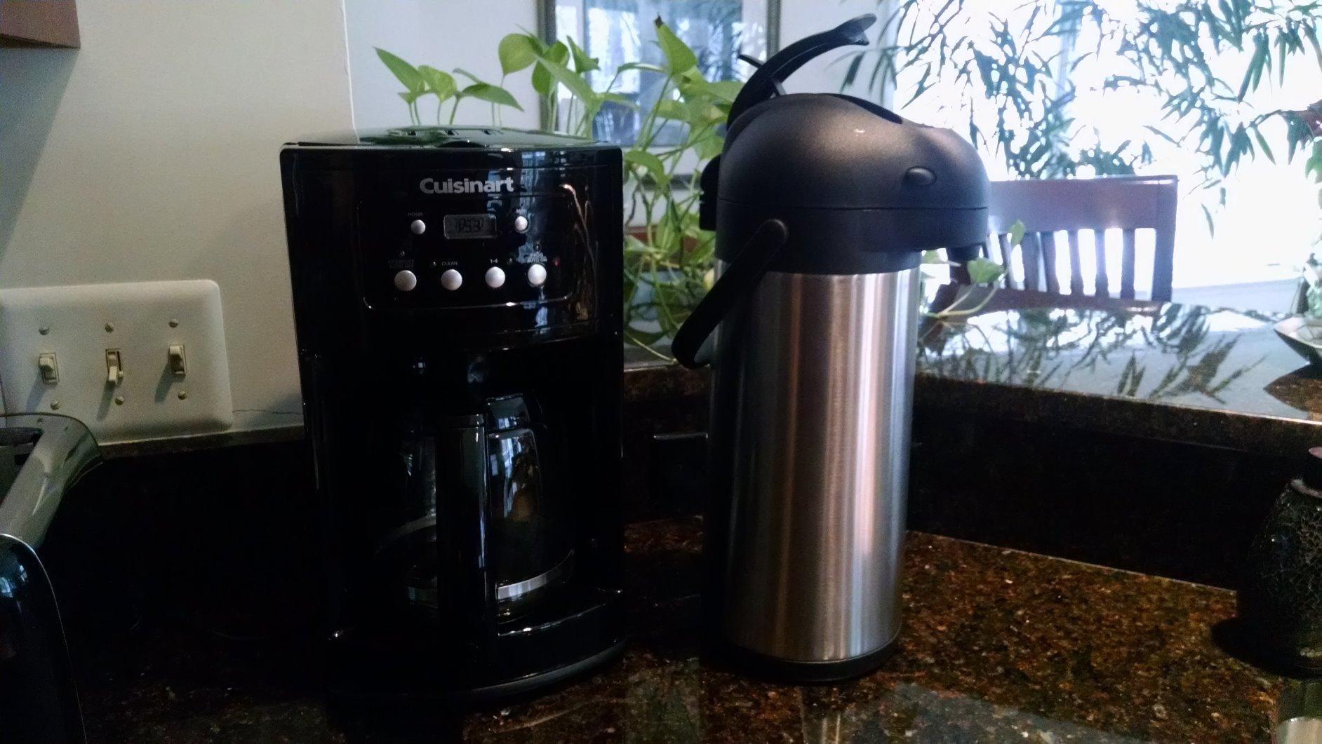 Cresimo Coffee Carafe with Pump 102oz / 3L Airpot Large Hot Water Dispenser customer photo 2