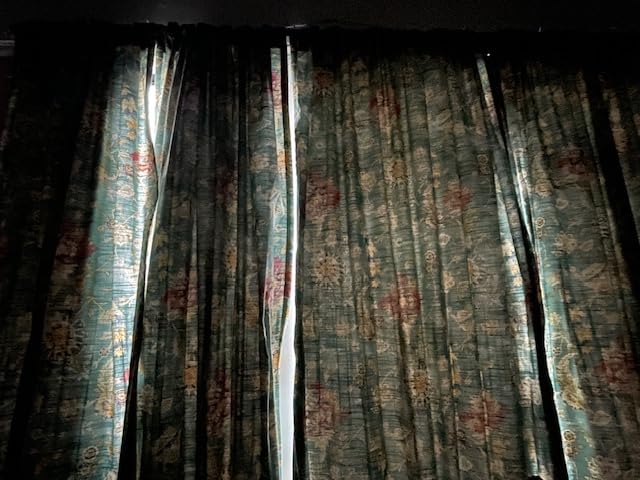 NICETOWN Black Out Window Curtain Liner, Thermal Insulated Blackout Drape Liners for 84 inch Curtains, Blackout Curtain Liners White (W=45 H=77, 2 Pieces, Hooks Included, Greyish White) customer photo 2