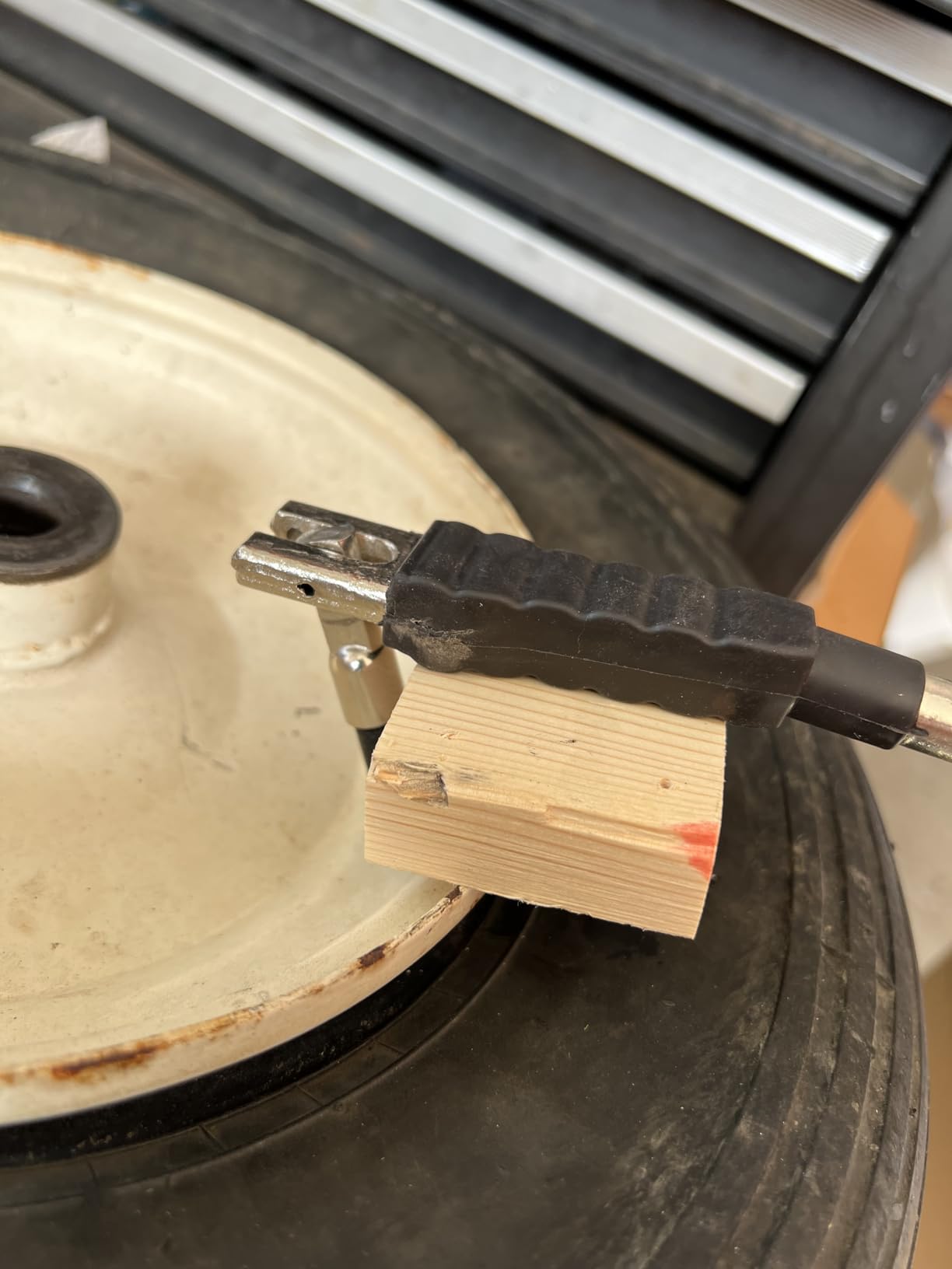 CKAuto Valve Stem Puller/Installer with Rubber Boot customer photo 1