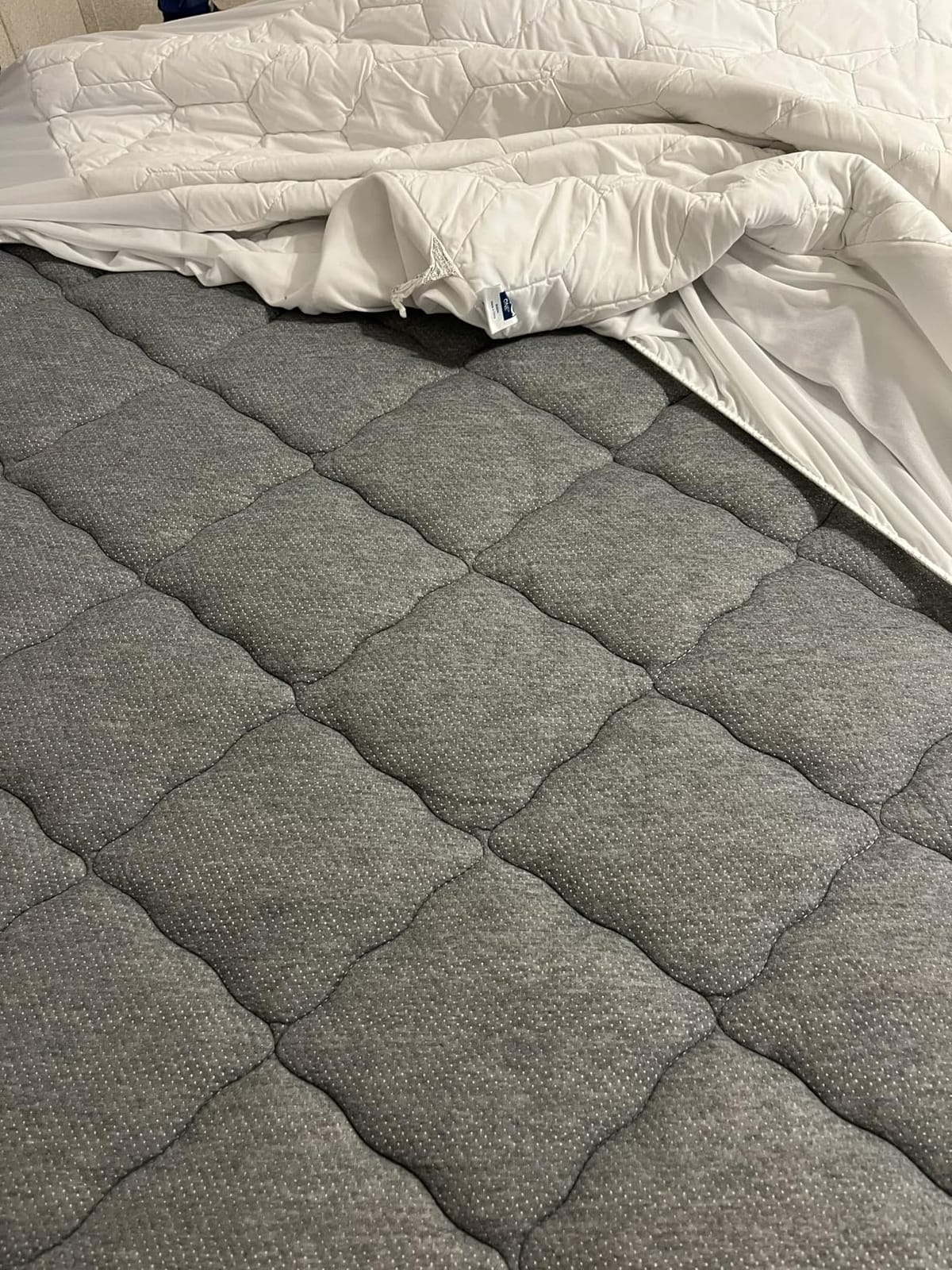 Bedecor Queen Waterproof Mattress Protector,for 9-18 Inch Deep customer photo 2