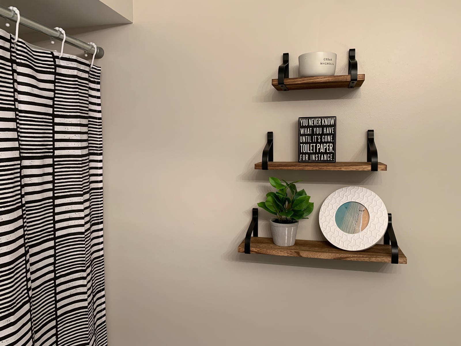 Love-KANKEI Floating Wall Shelves Set of 3,Solid Wood,Carbonized Black customer photo 2