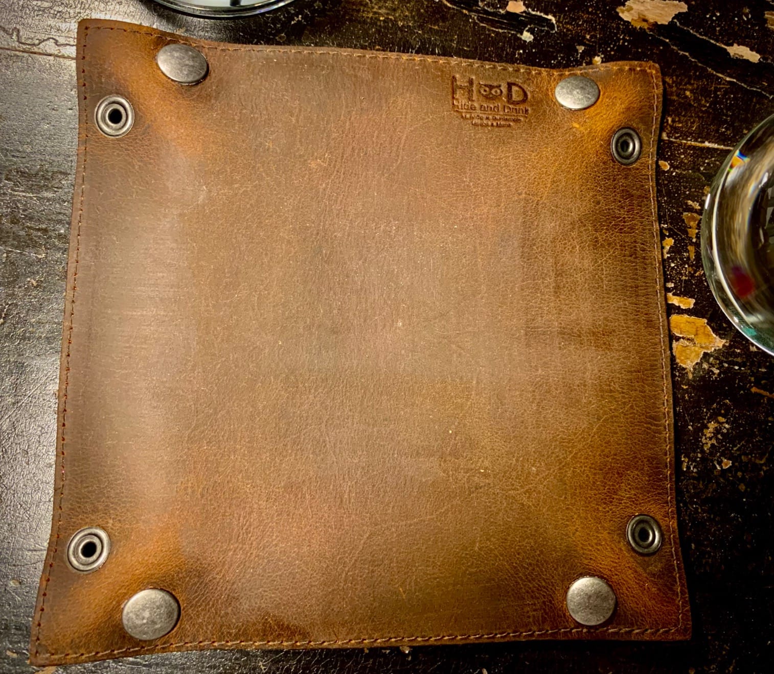 Hide & Drink, Catchall, Change Key Wallet, Coin Box, Tray Personal Items, Storage Valet, Brass Metal Snaps, Home & Travel Essentials, Full Grain Leather and Sheepskin, Handmade, Black customer photo 1