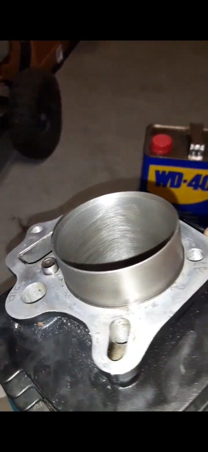 EWK 1-1/4 to 3-1/2 Inch Adjustable Engine Cylinder Hone Tool, 3-Stone 220 Grit Steel Deglazer for Automotive & Motorcycle, 1/4″ Drive, Remove & Re-finish Cylinder Walls Safe, Smooth, Damage-Free customer photo 1